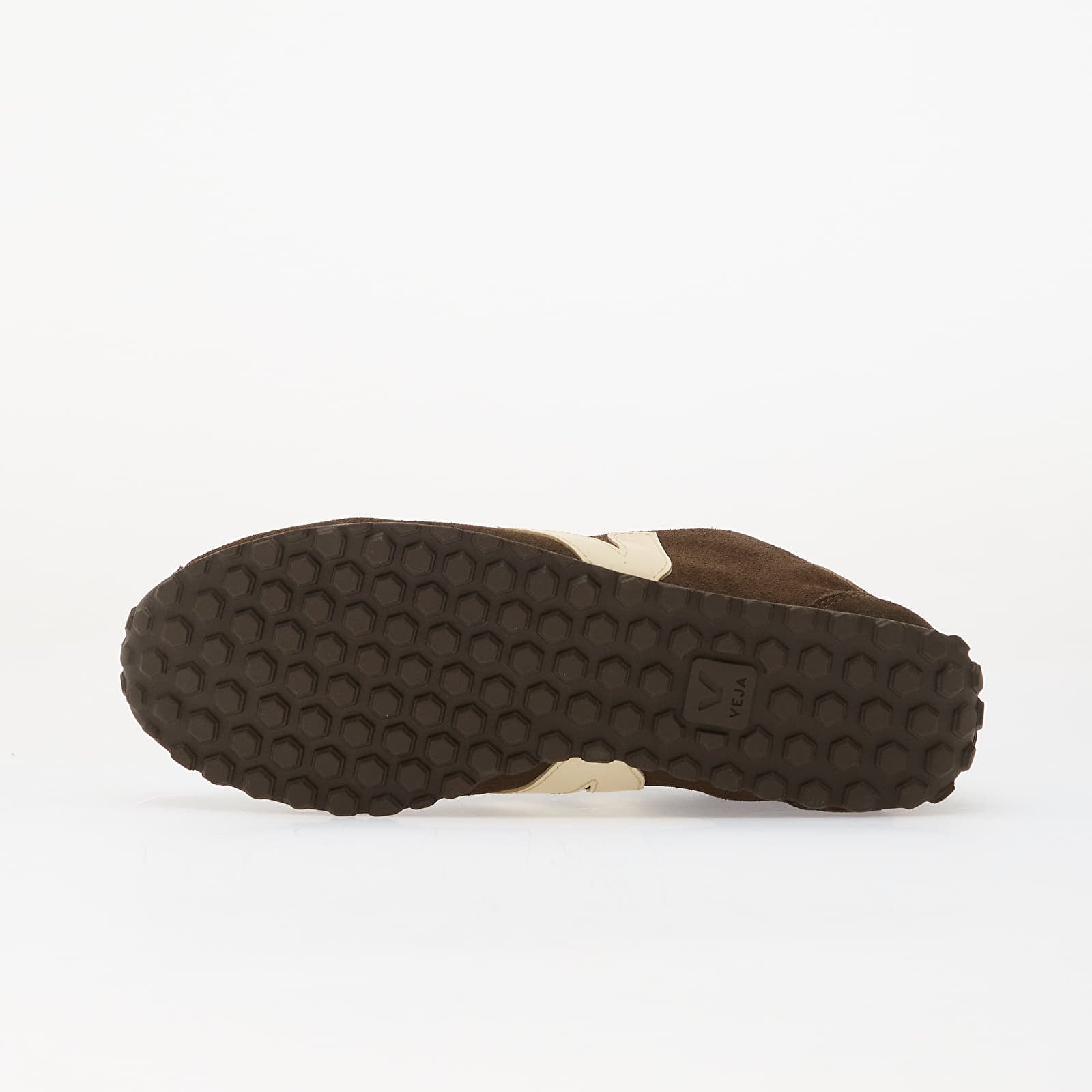 Women's sneakers and shoes Veja Cateyes Suede Eagle/ Cashew