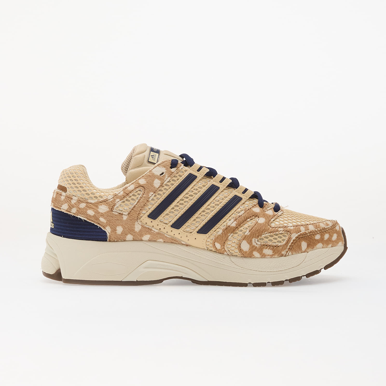 Sneakers und Schuhe für Frauen adidas Adistar Control 5 Off White/ Sand Strata/ Brown Desert