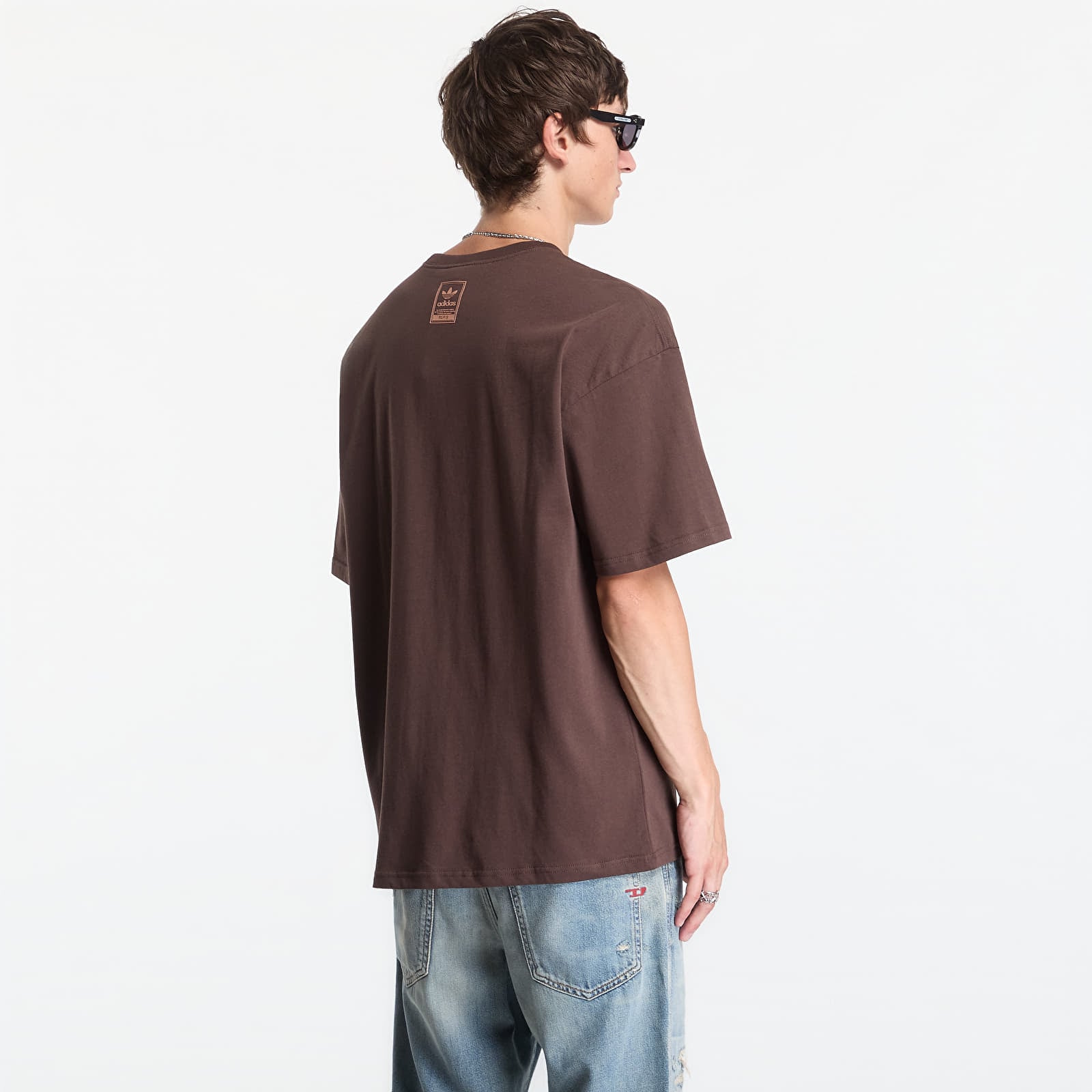 Férfi pólok adidas Paris GFX Tee Brown