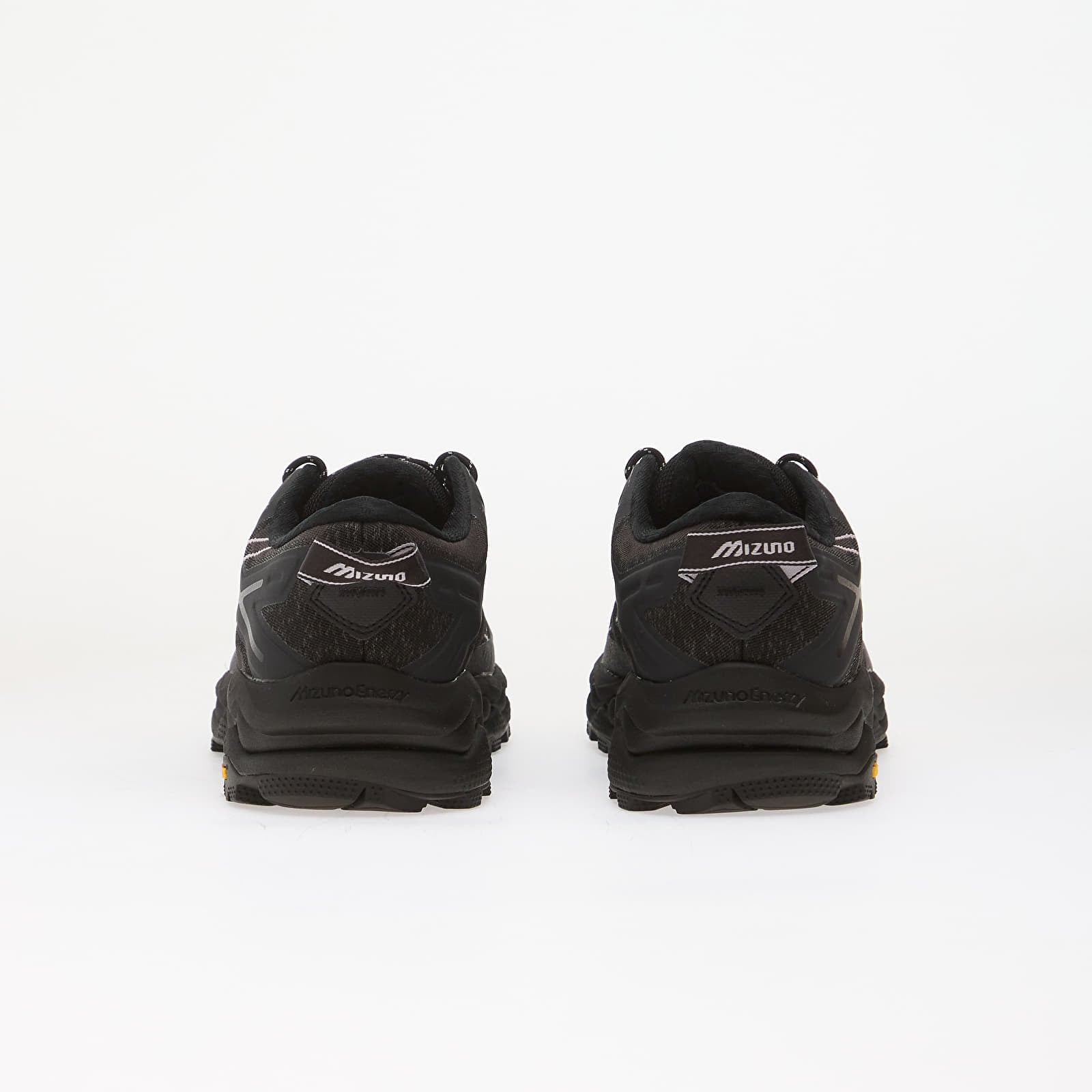 Herenschoenen Mizuno Wave Mujin LS GTX Black/ Iris/ Spring Crocus