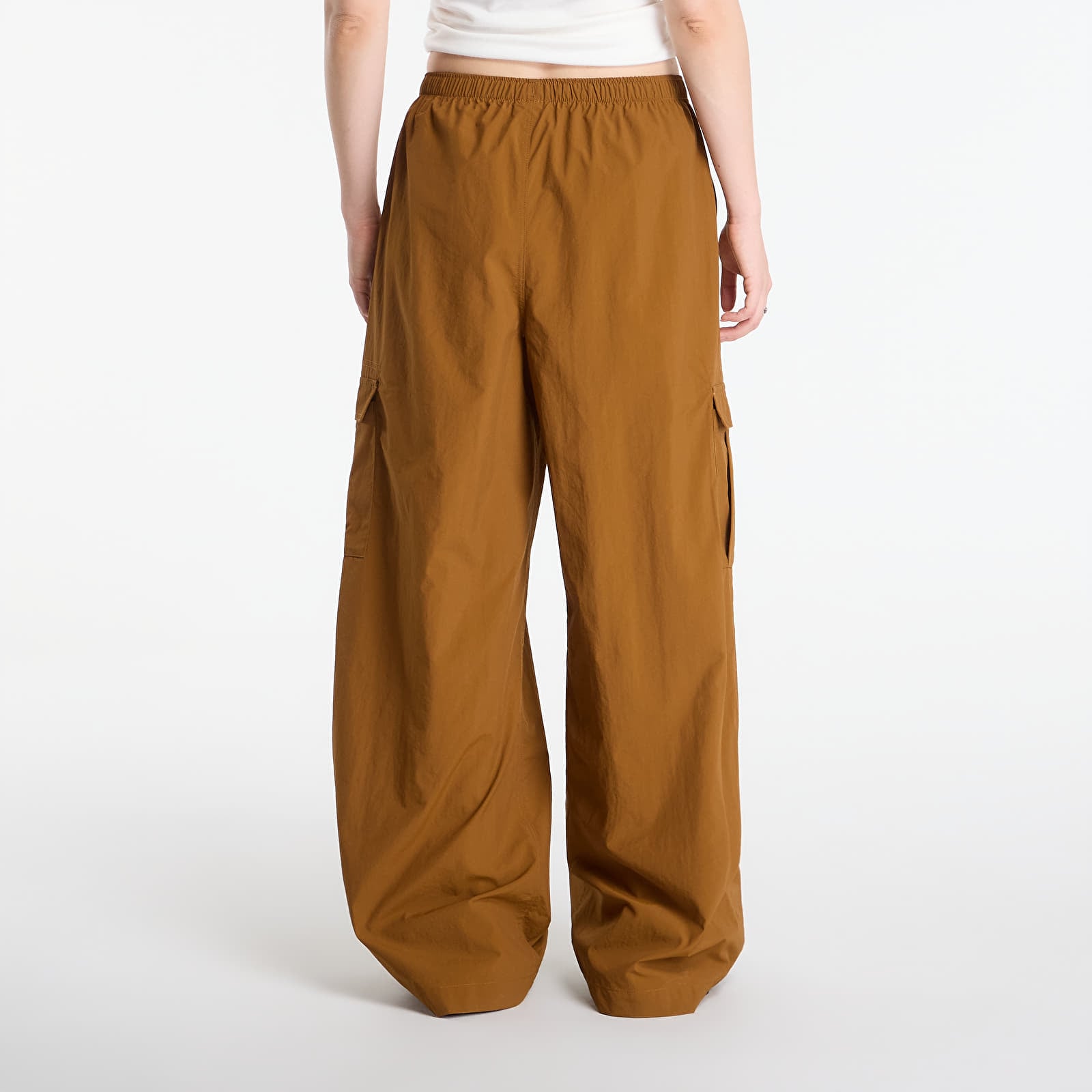 Жіночі штани New Balance Woven Cargo Pant Breakfast Tea