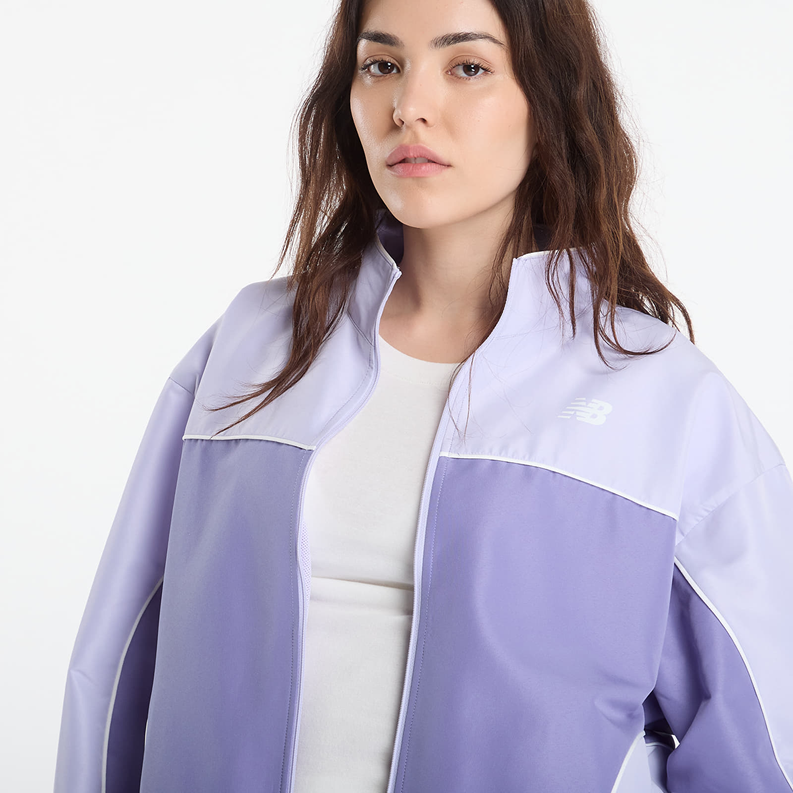 Dámske bundy New Balance Trackside Woven Jacket Dark Smoked Violet