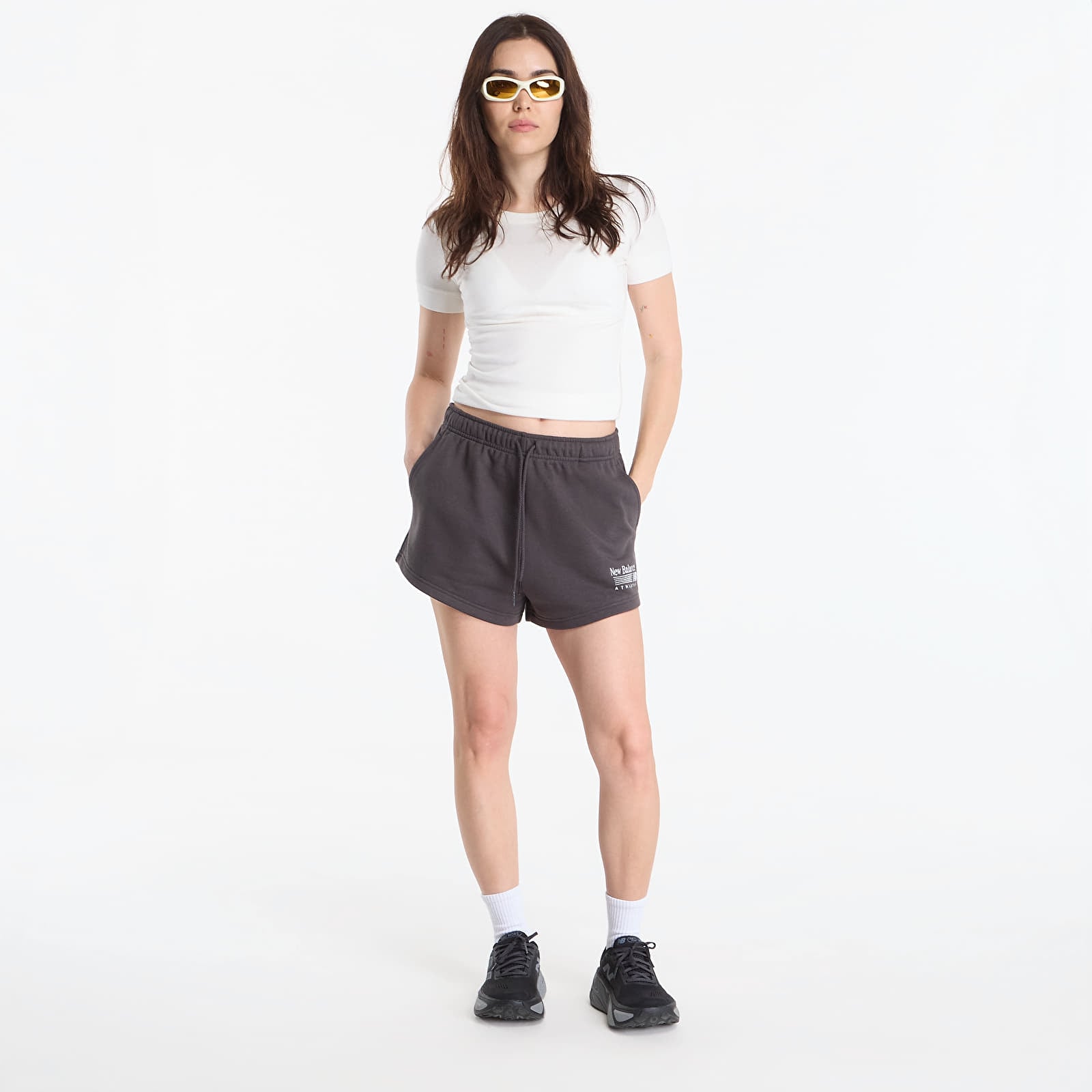 Женские шорты New Balance Trackside French Terry Short Black Cement