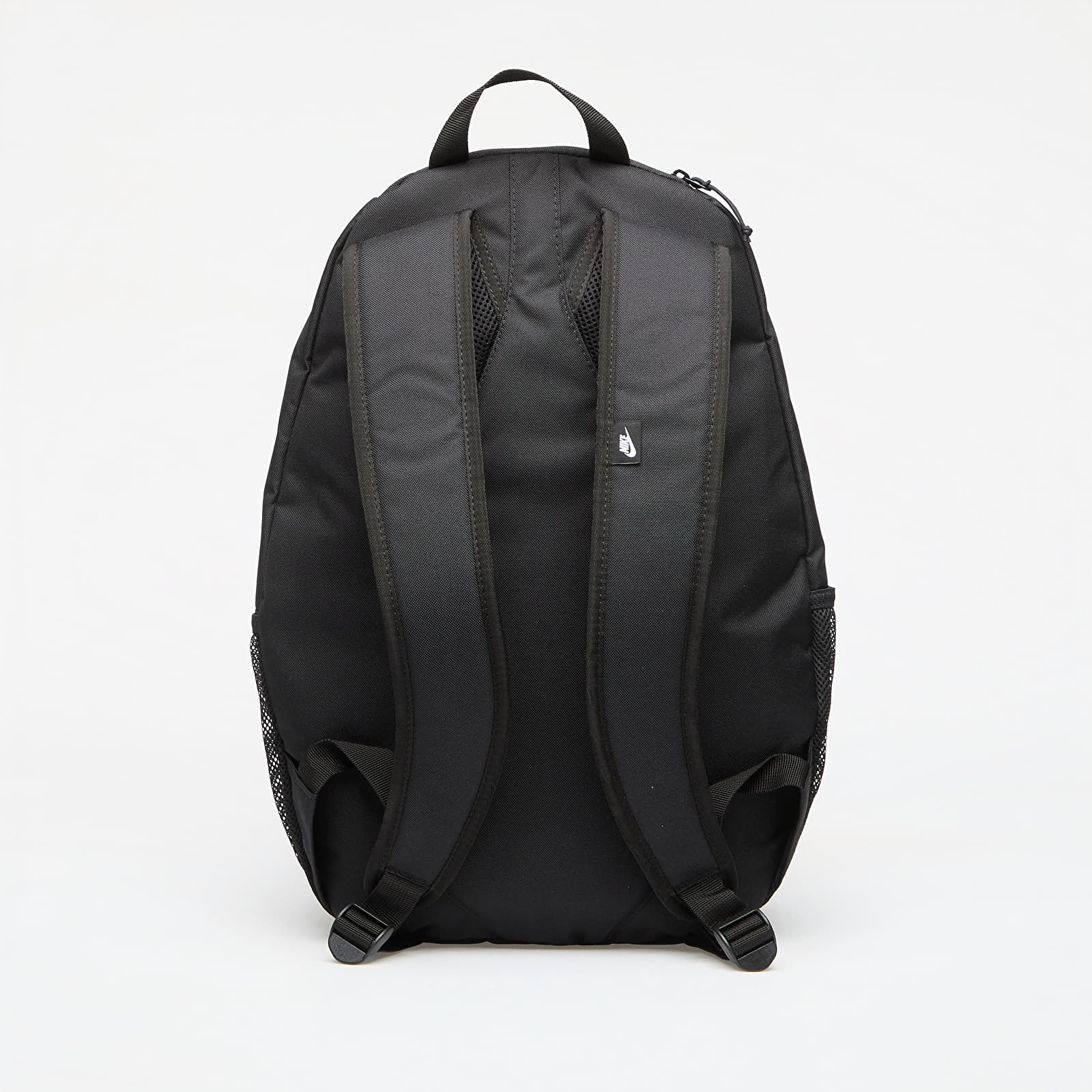 Мужские рюкзаки Nike Heritage Sweep Backpack 25L Black/ Black/ White