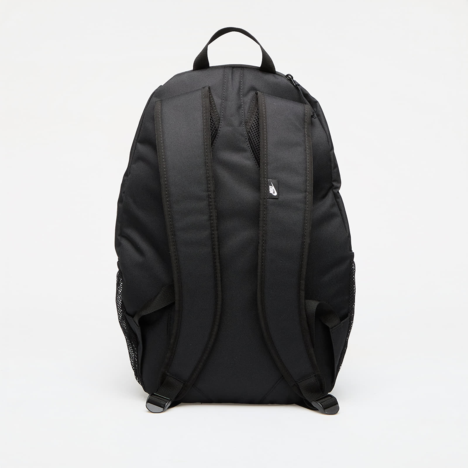 Mochilas para hombres Nike Heritage Sweep Nike Tech Backpack 25L Black/ Black/ Reflect Silver