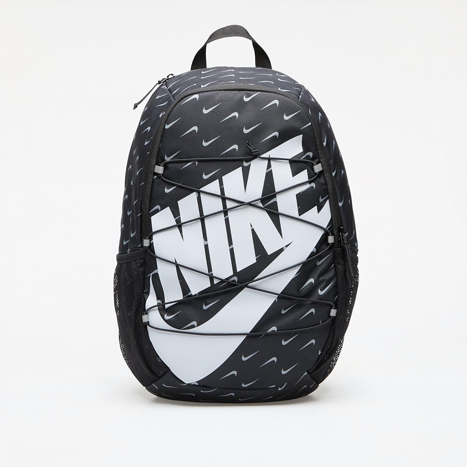 Mochilas para hombres Nike Heritage Sweep Backpack 25L Black/ Black/ Wolf Grey