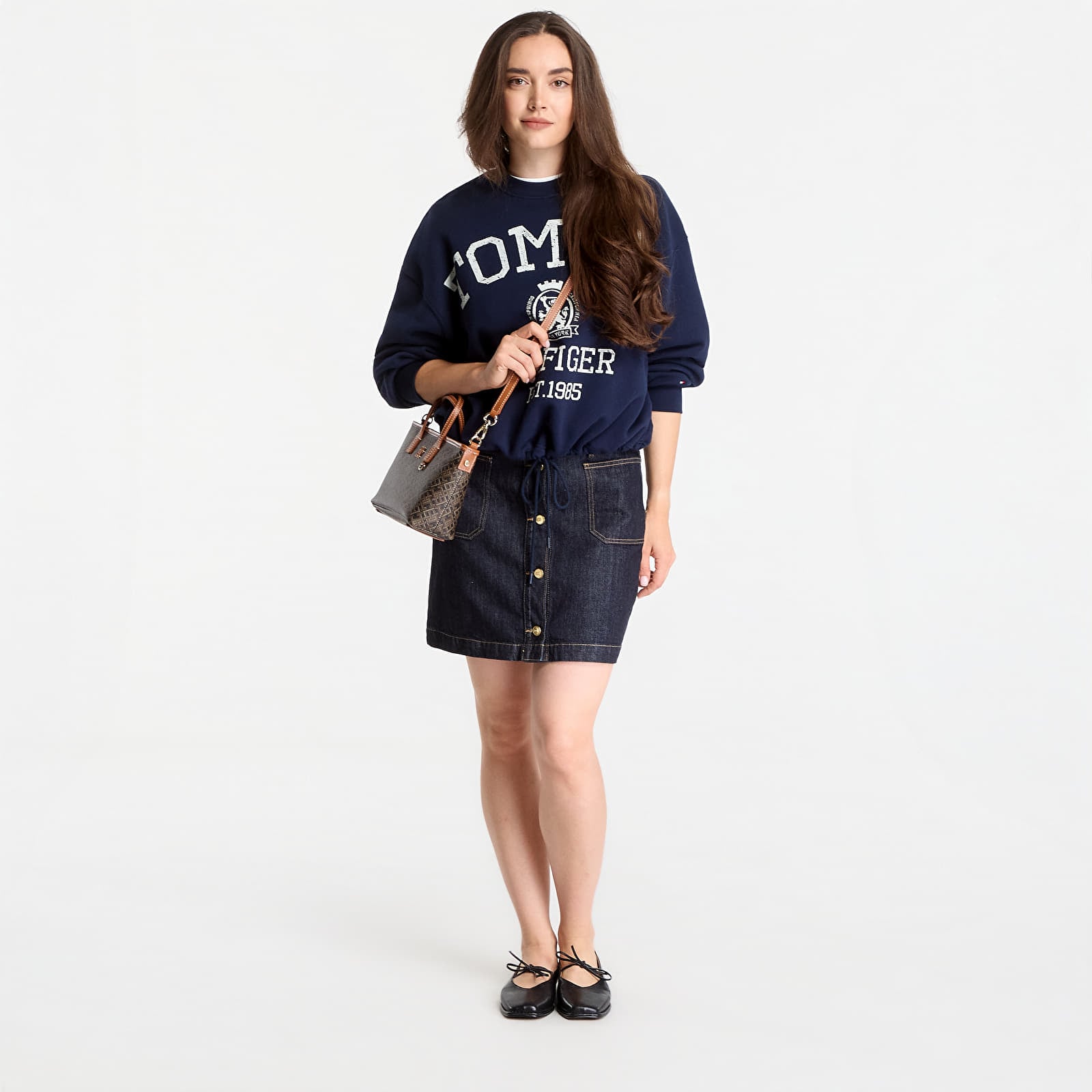 Mikiny Tommy Hilfiger Varsity Crest Mdrn Sweatshirt Dark Night Navy