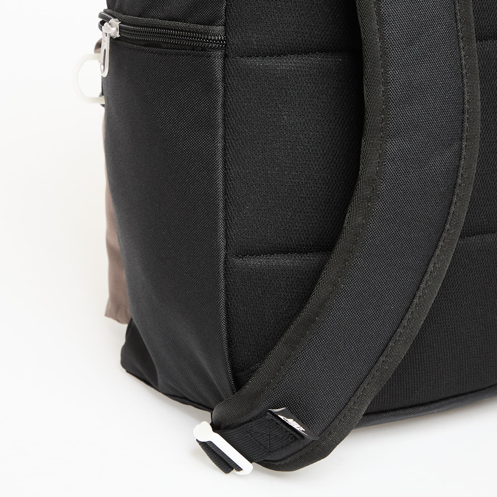Мужские рюкзаки Nike Heritage 2.0 Color-Block Backpack 23L Black/ Ironstone/ Sail