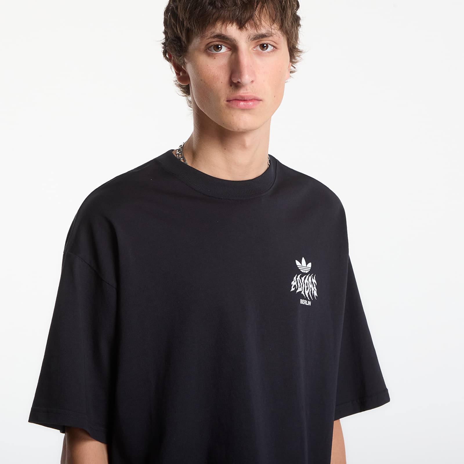 Pánske tričká adidas Berlin GFX Tee Core Black