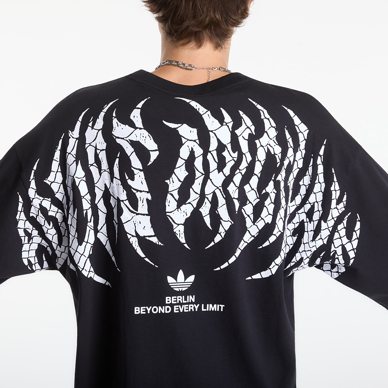 Pánske tričká adidas Berlin GFX Tee Core Black