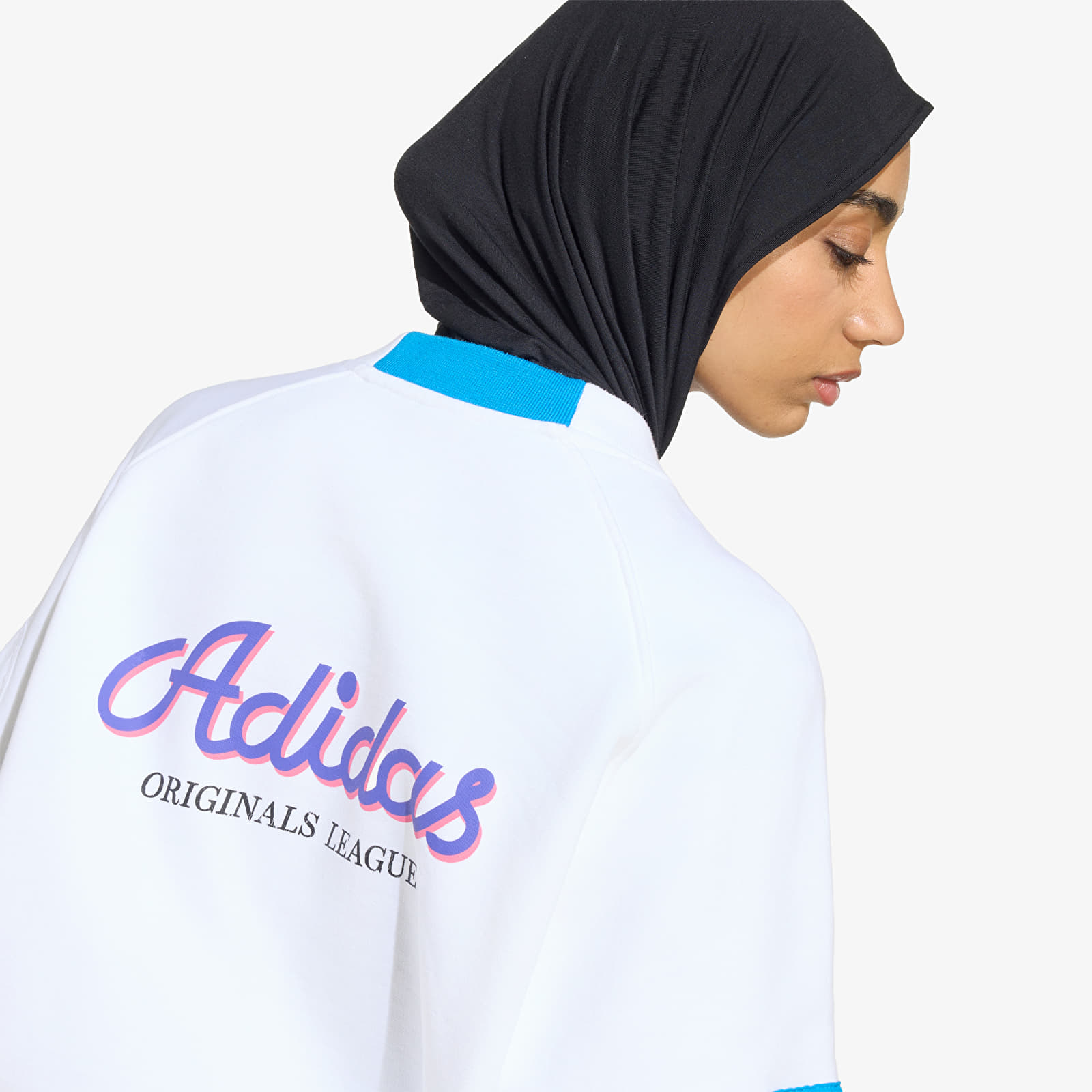 Sweatshirts für Frauen adidas Archive Sweater Baseball White/ Bright Blue
