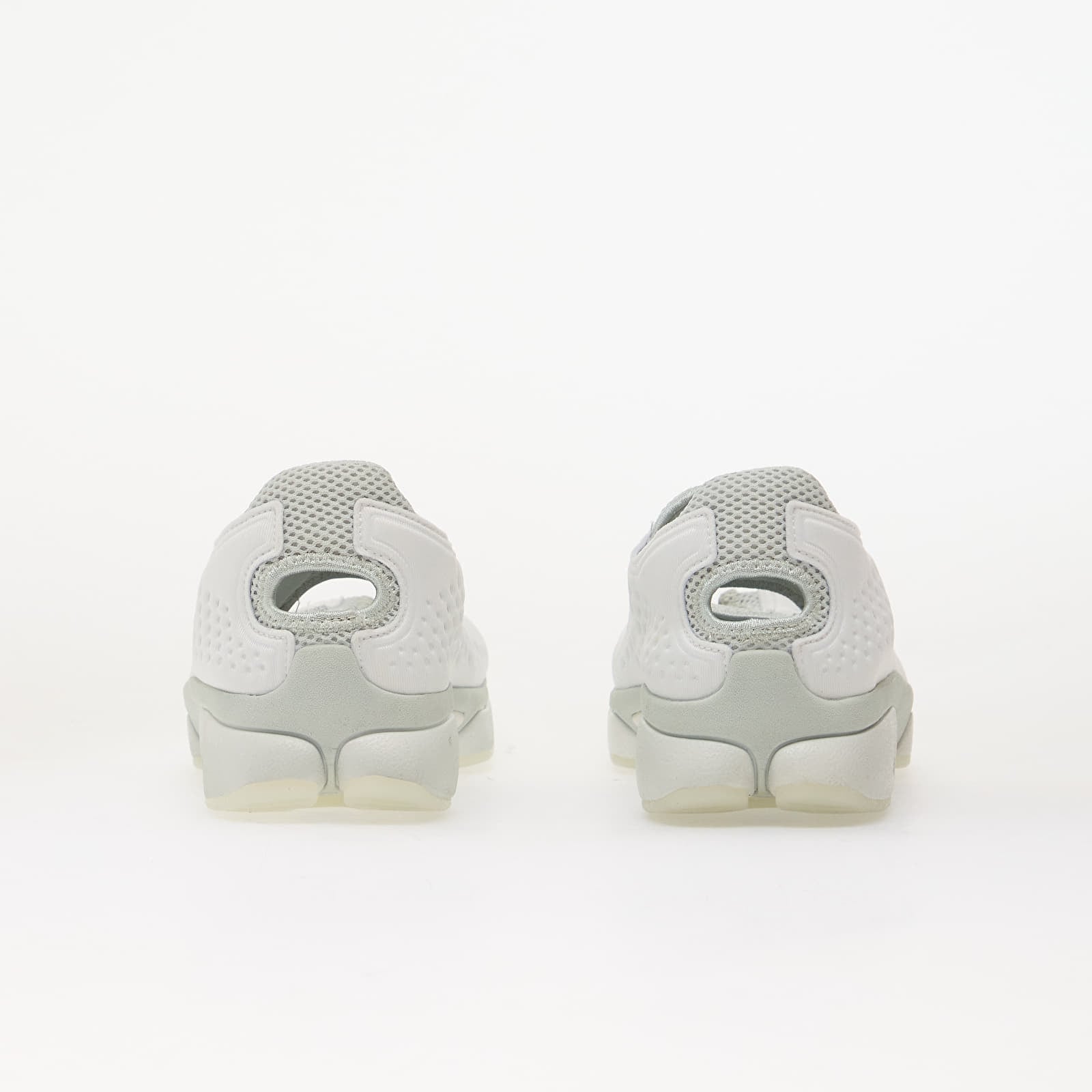 Ténis e sapatos de senhora Nike Rift 2 Summit White/ Ice Blue-Swan-Light Silver