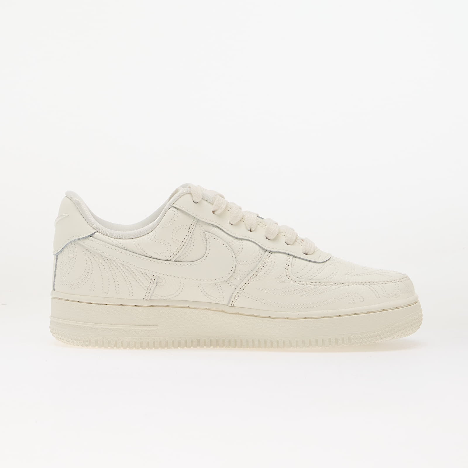 Chaussures et baskets femme Nike Air Force 1 '07 Sail/ Sail-White