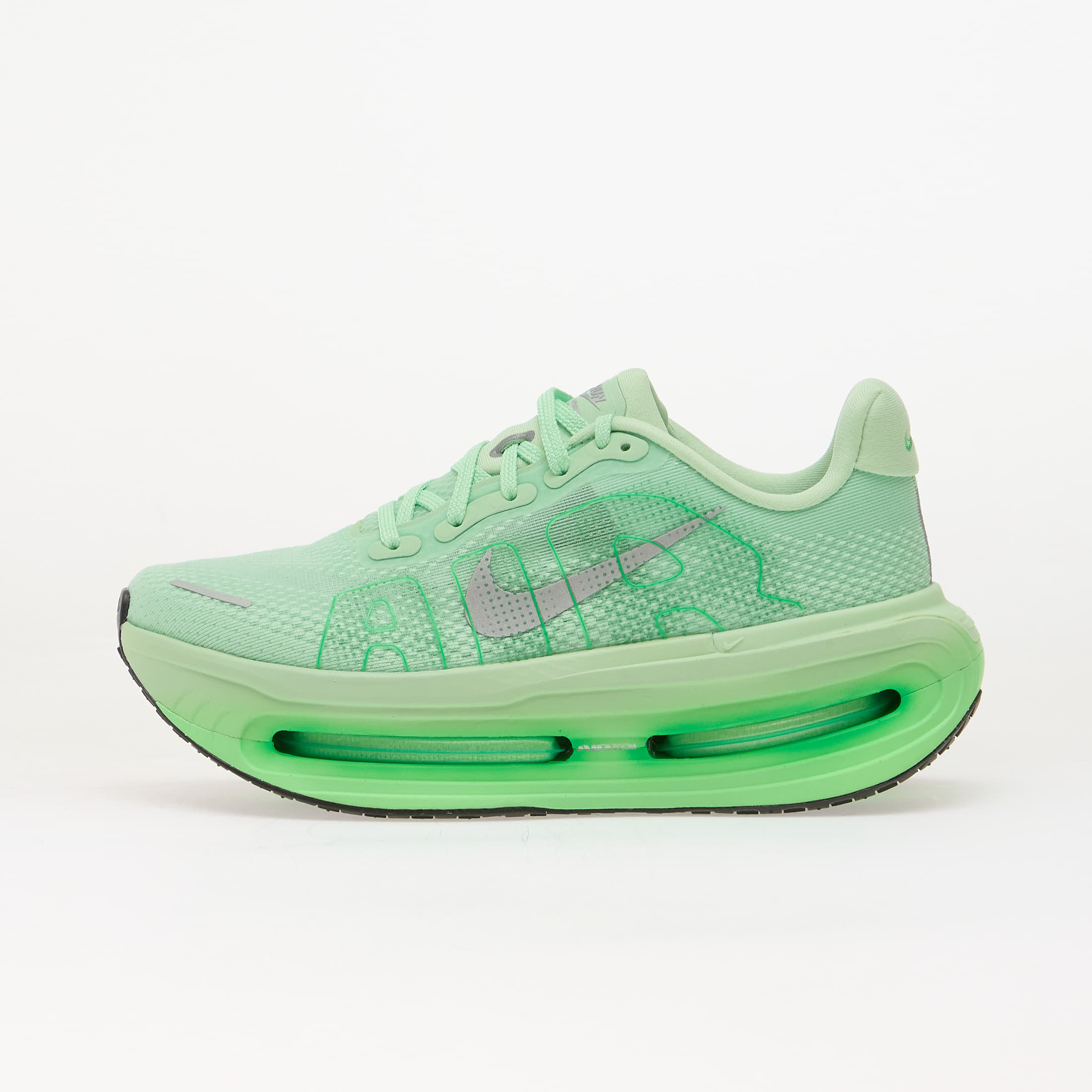 Сникърси Nike Vomero Premium Cucumber Calm/ Metallic Silver EUR 40