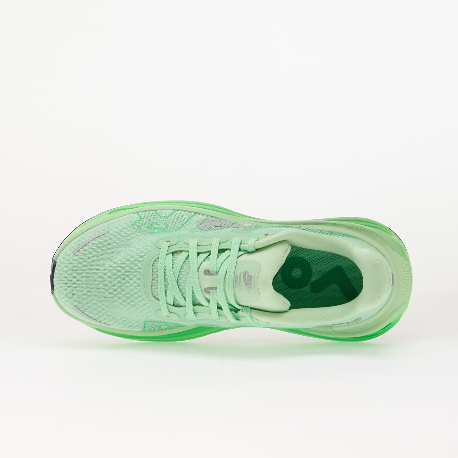 Chaussures et baskets femme Nike Vomero Premium Cucumber Calm/ Metallic Silver