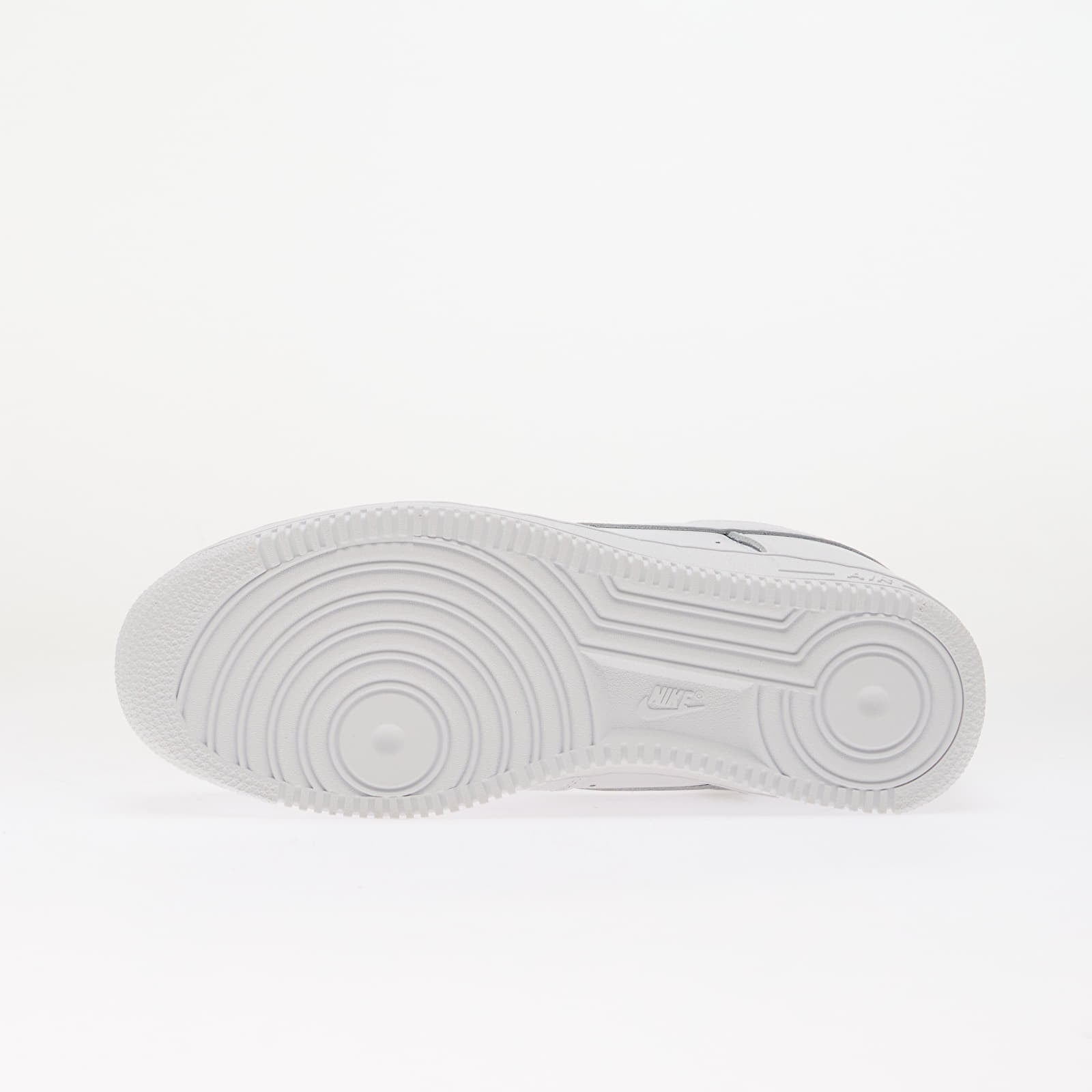 Miesten lenkkarit ja kengät Nike Air Force 1 '01 White/ White