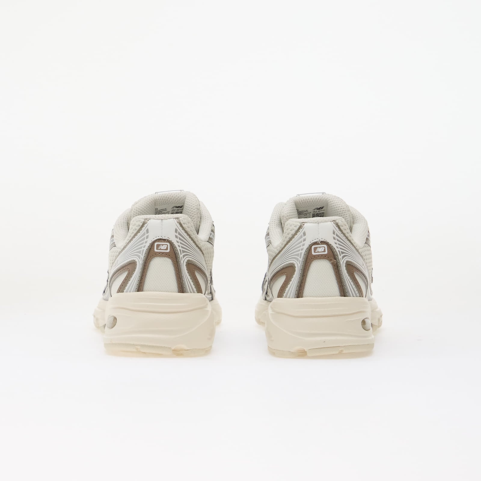 Pánske tenisky a topánky New Balance 740 Sea Salt/ Arid Stone/ Silver Metallic Mu2