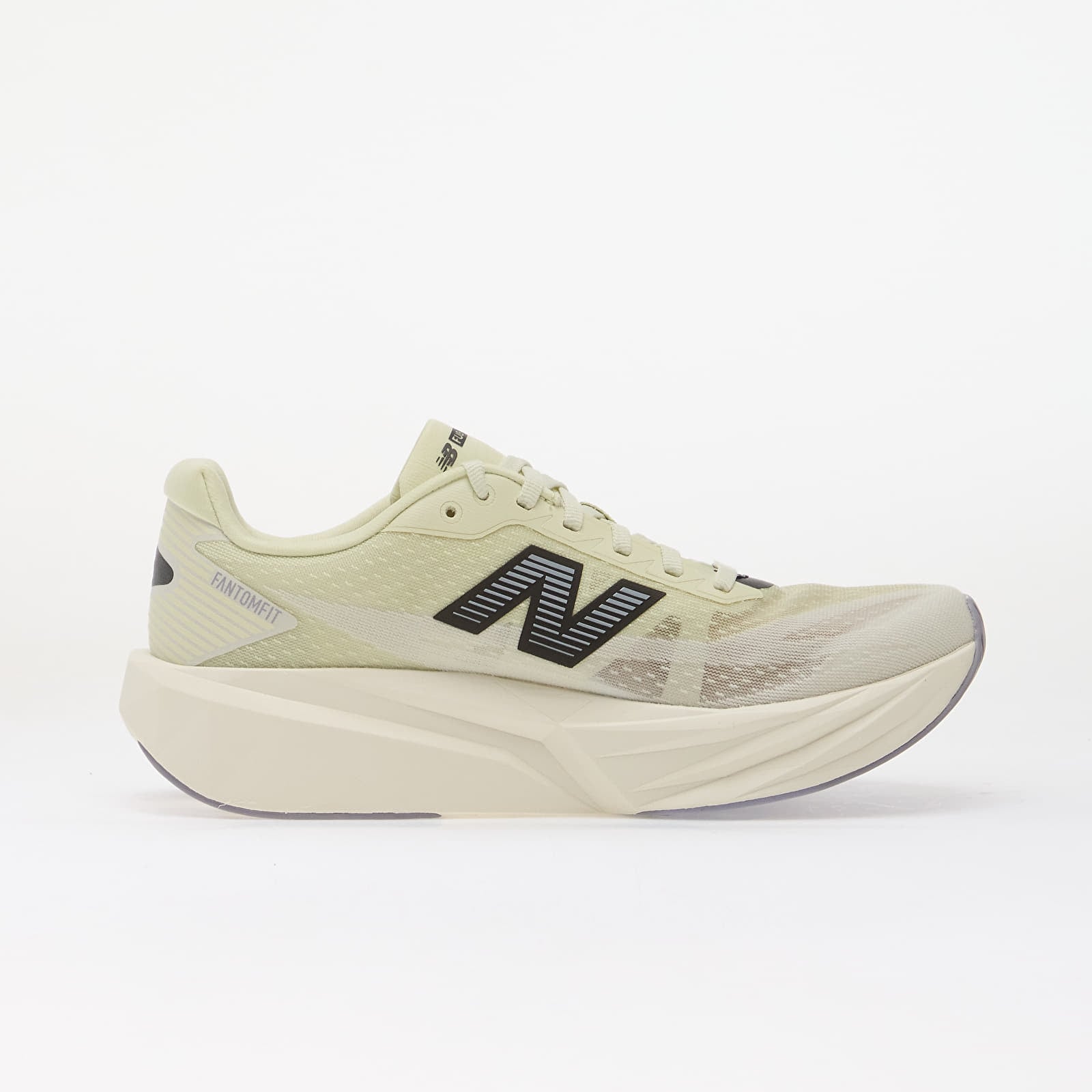 Pánské tenisky a boty New Balance FuelCell Rebel v5 Pistachio Butter/ Digital Mist