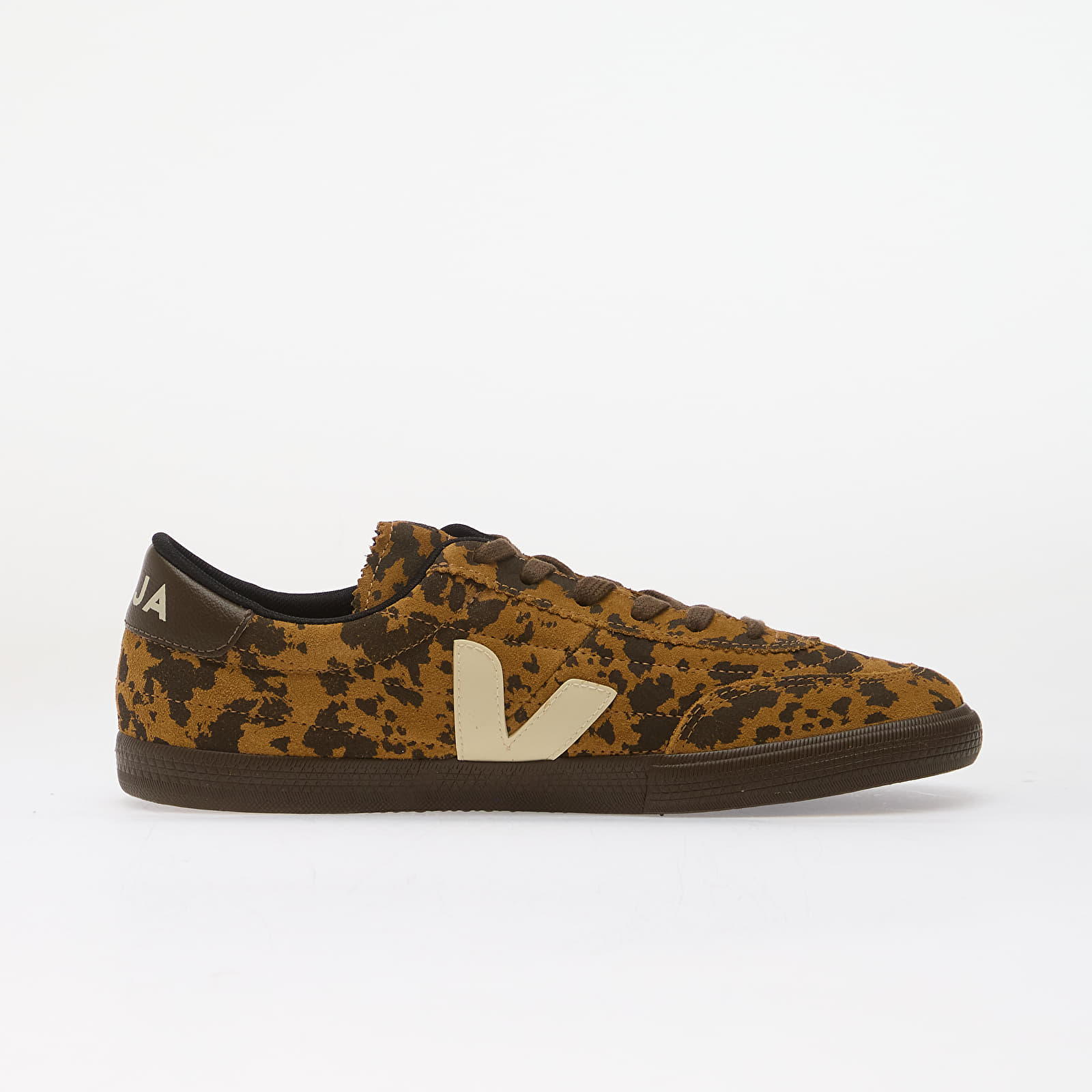 Men's sneakers and shoes Veja Panenka Suede Camel-Wild-Country
