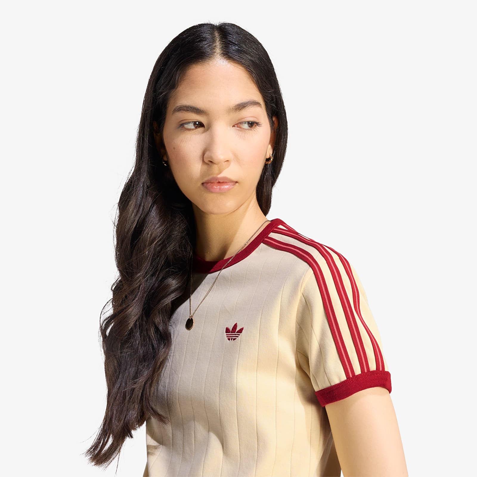 T-shirts til kvinder adidas Pinstripe Short Sleeve Slim T-Shirt Warm Vanilla/ Team Victory Red/ Preloved Scarlet