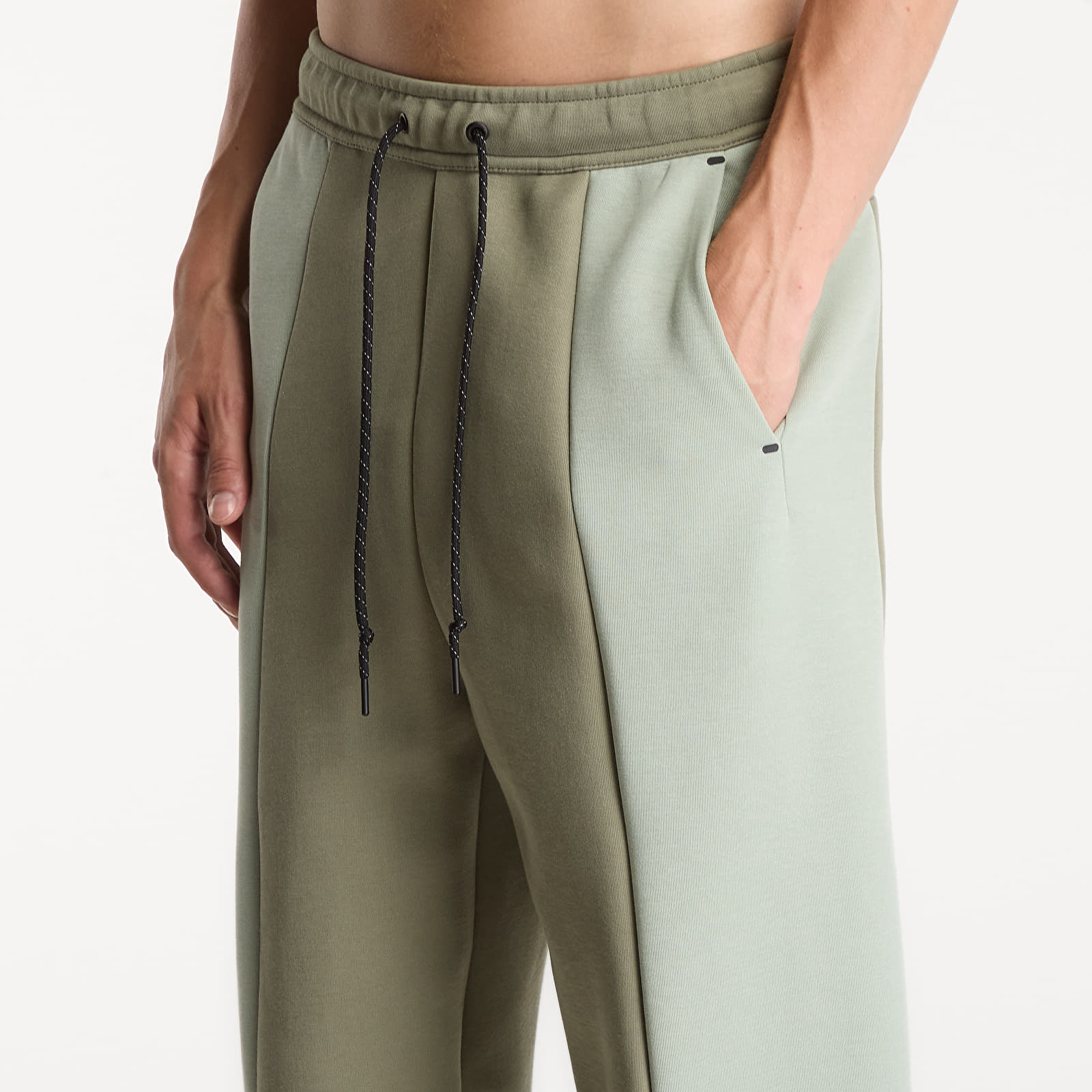 Herren-Sweatshirts Nike Tech Men's Color-Block Open-Hem Fleece Pants Silver Sage/ Jade Horizon/ Black