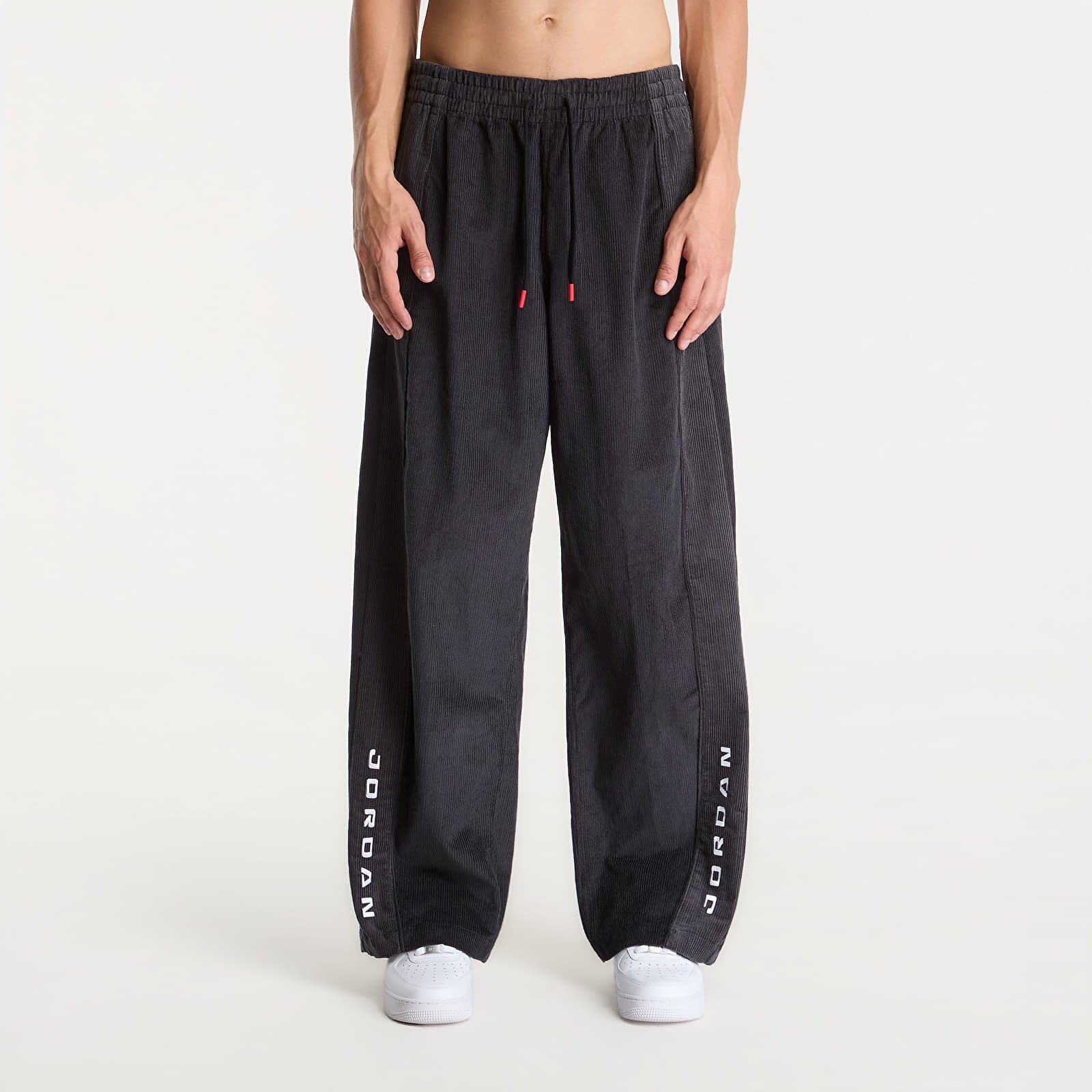Pantalones de chándal para hombre Jordan Flight Men's Corduroy Pants Black/ Dk Smoke Grey/ Black/ White