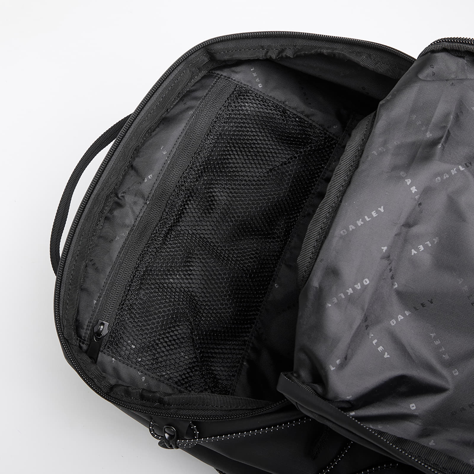Meeste seljakotid Oakley Terraquest 29l Backpack Pitch Black