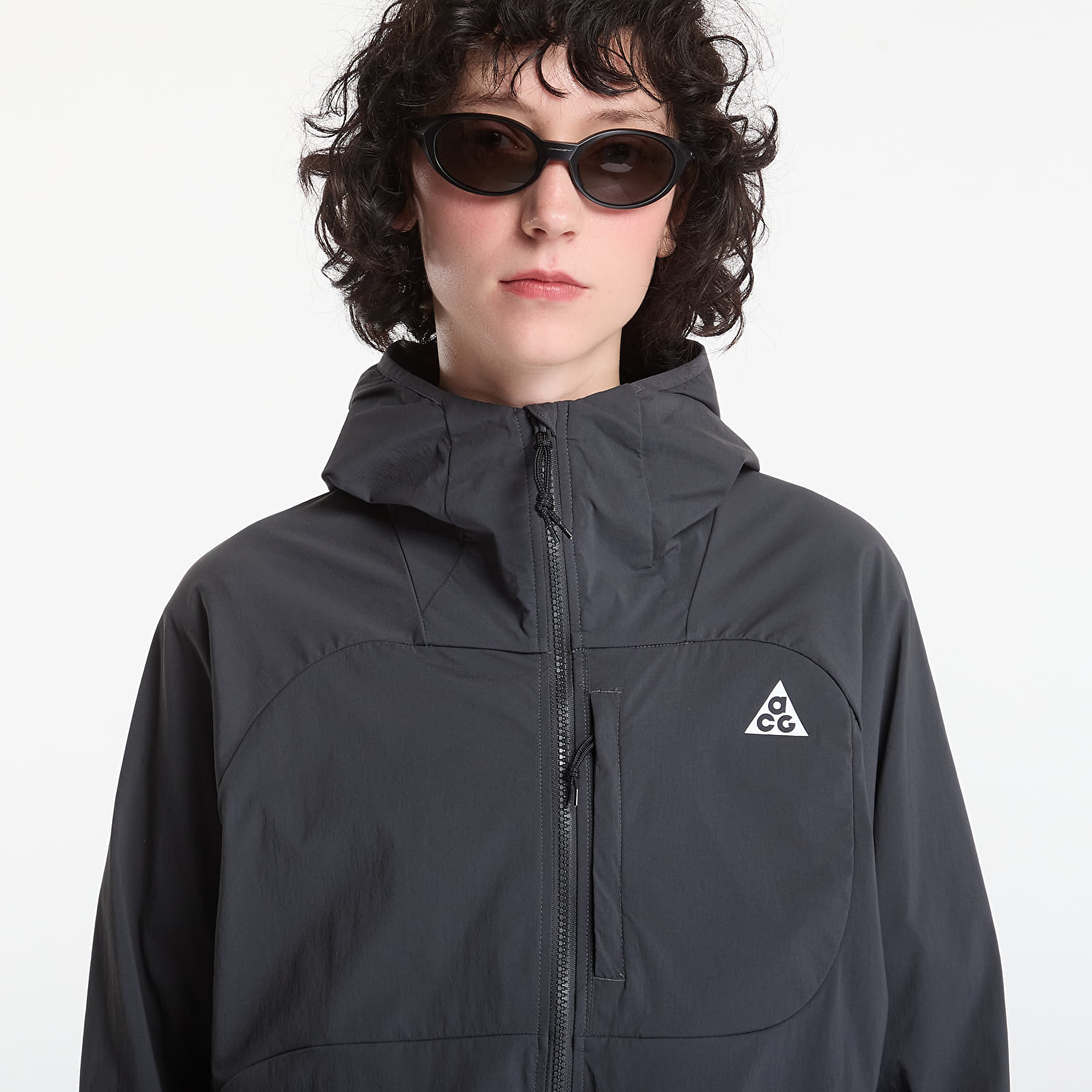 Women's jackets Nike ACG "Five Towers" Women's UV Protection Jacket Anthracite/ Anthracite/ Summit White