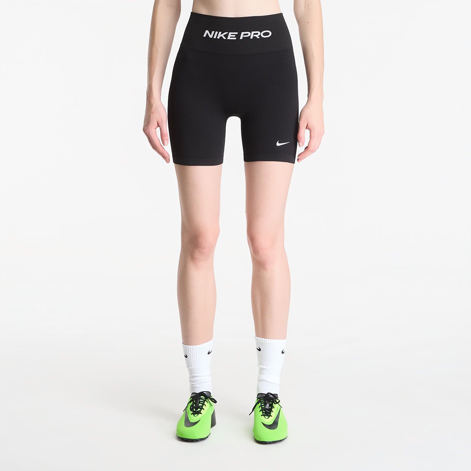 Women's Shorts Nike Pro Seamless Women's High-Waisted 5" Biker Shorts Black/ White