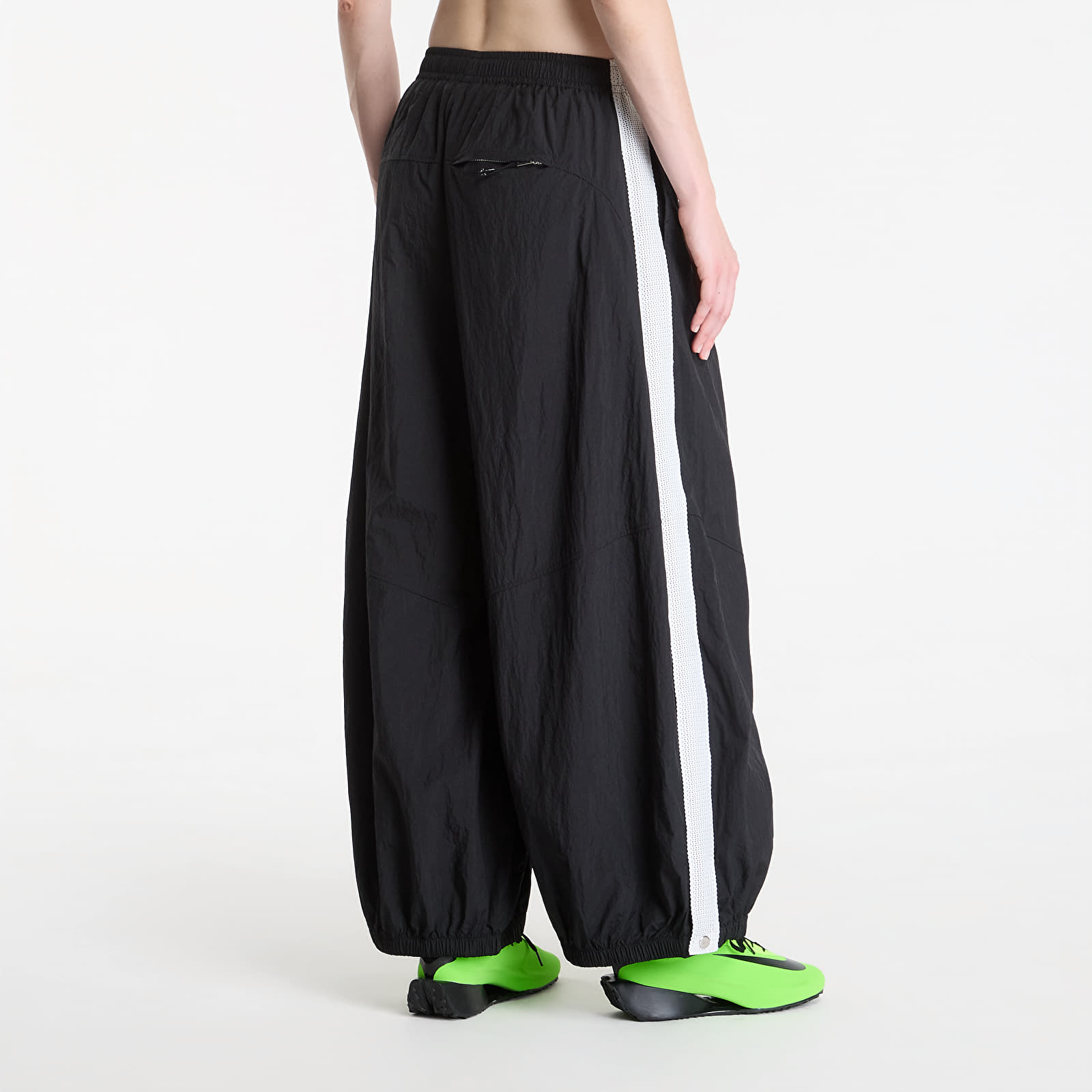 Women's Trousers Nike Sportswear Women's Oversized High-Waisted Balloon Track Pants Black/ Sail/ Black