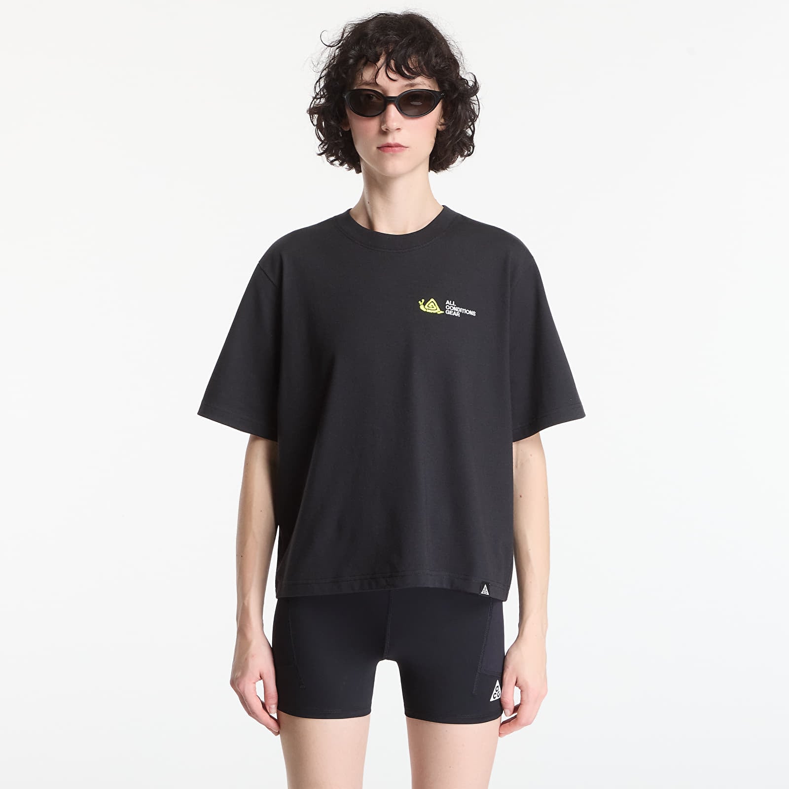 T-skjorter for kvinner Nike ACG Women's T-Shirt Black