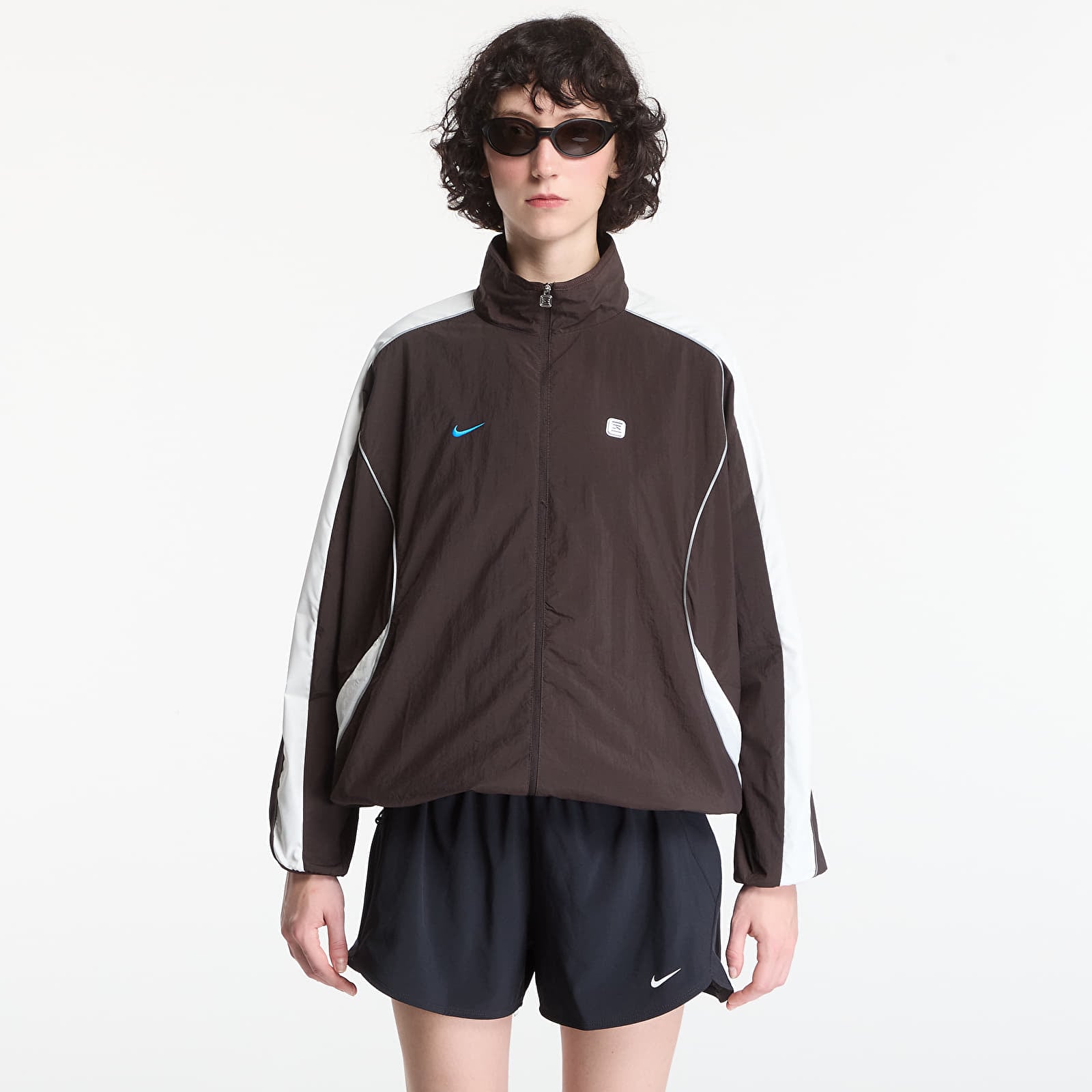Vestes pour femmes Nike Sportswear Women's Woven Jacket Velvet Brown/ Sail/ Sail
