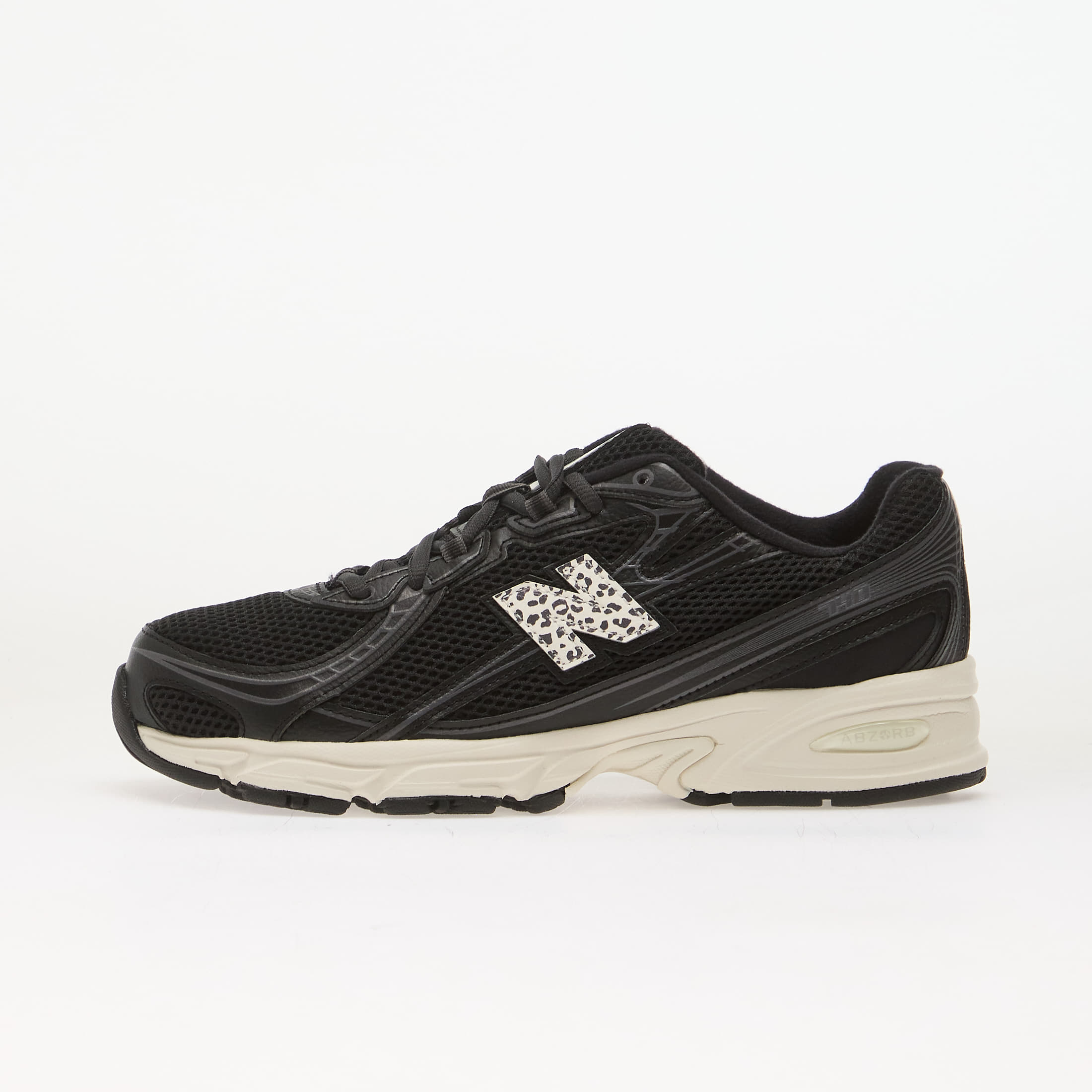Сникърси New Balance 740 Black/ Sea Salt EUR 41.5