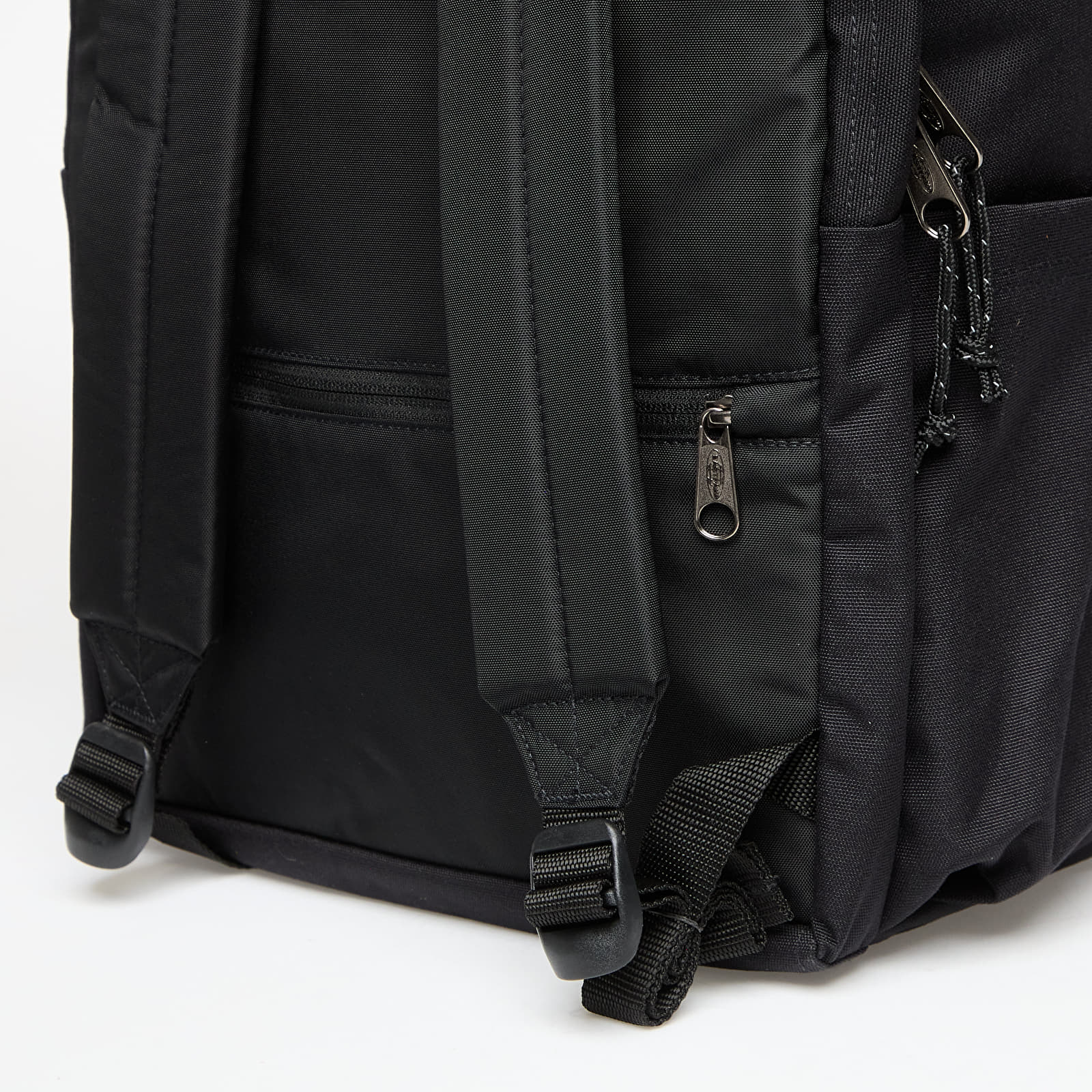 Pánské batohy Eastpak Day Office Black