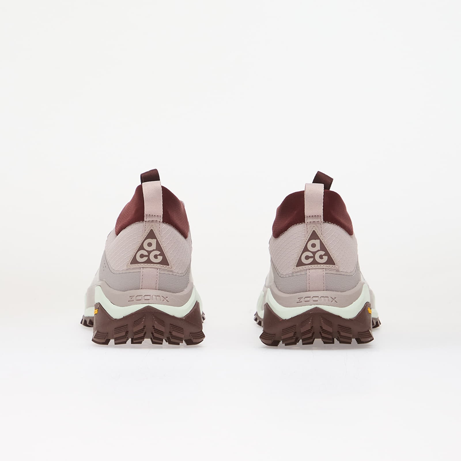 Joggesko og sko for kvinner ACG Zegama Hike Platinum Violet/ Platinum Violet