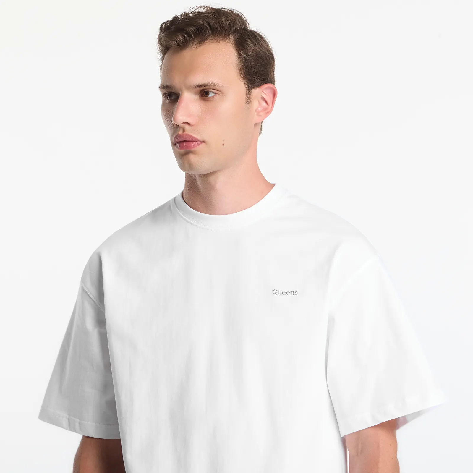 T-shirts  Queens Men's Oversized Tee White