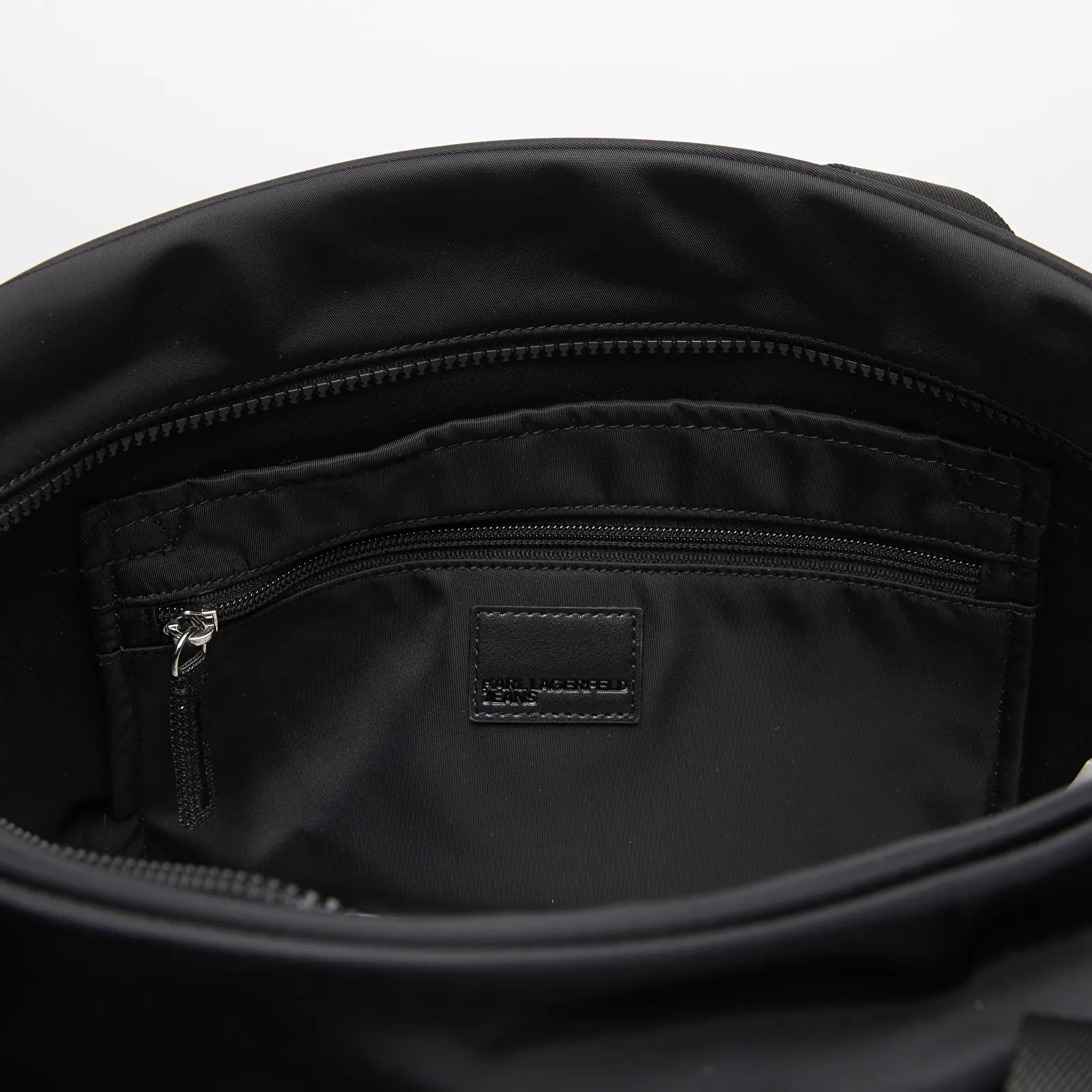 Tašky cez rameno Karl Lagerfeld Jeans Nylon Gymbag Black