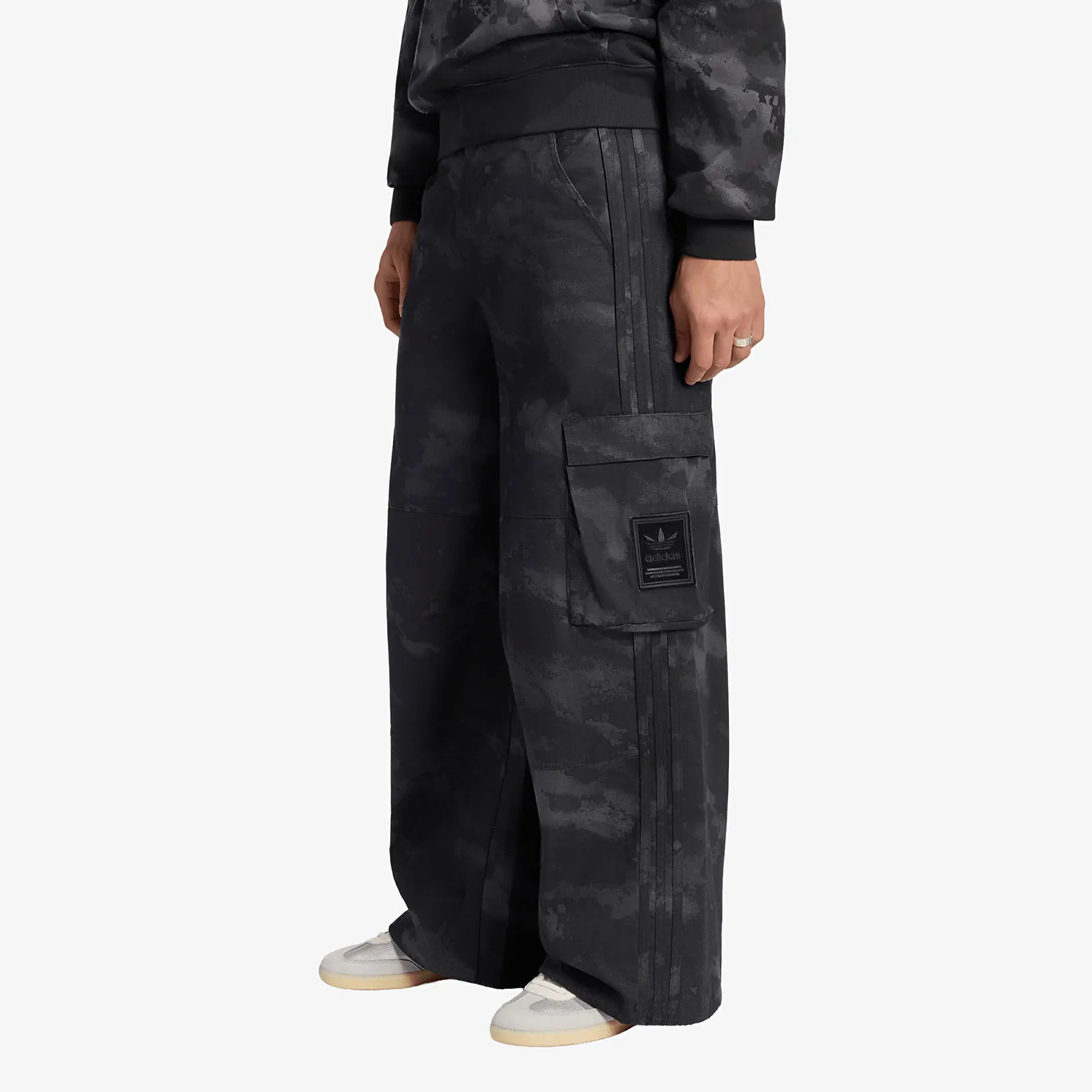 Hosen für Männer adidas Camo Pants Black