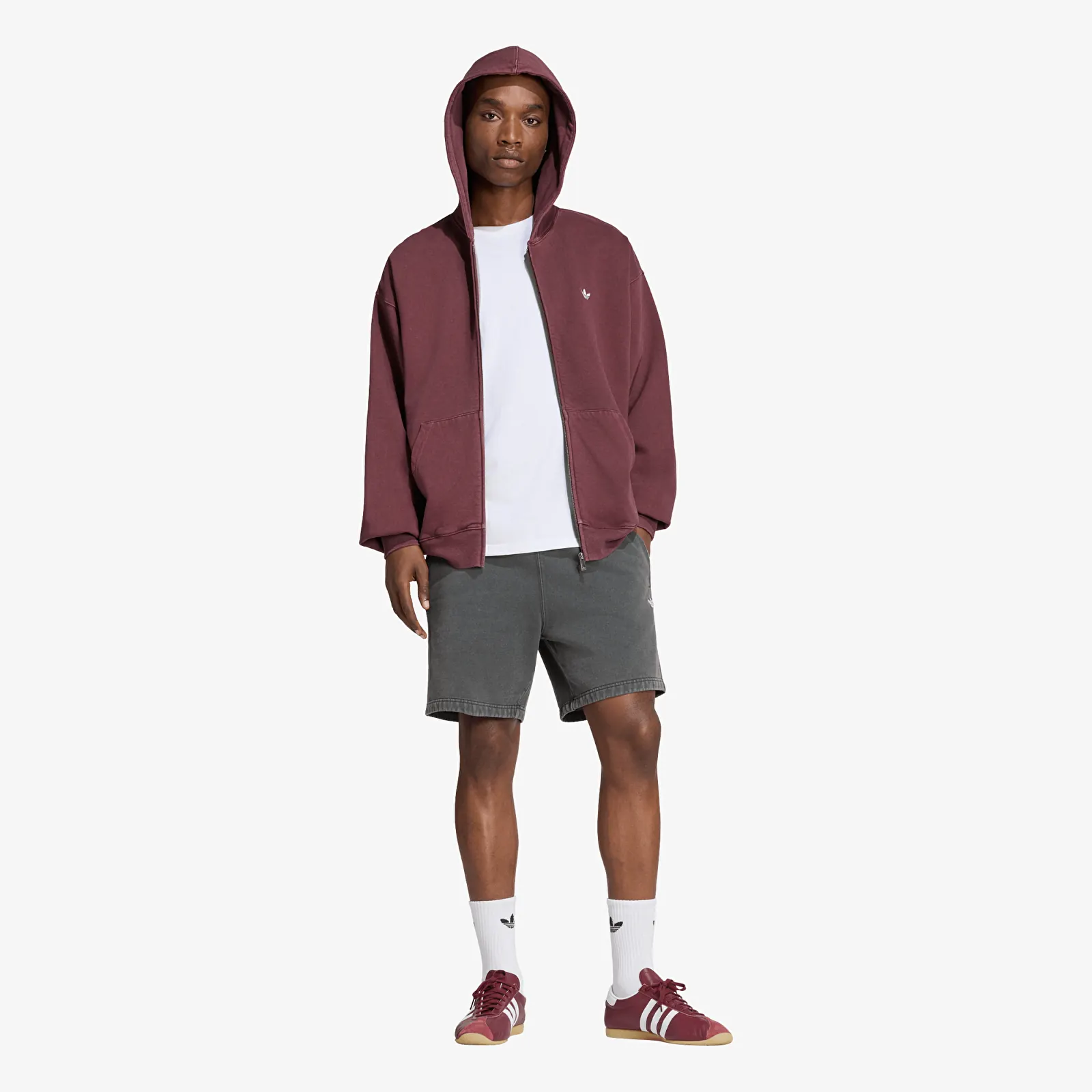 Чоловічі шорти adidas Trefoil Essentials Washed Mid-thigh Fleece Shorts Black