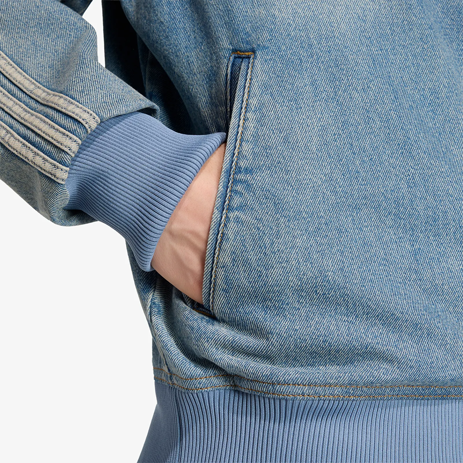 Pánské bundy adidas Firebird Adicolor Denim Track Top Jacket Worn Blue Denim
