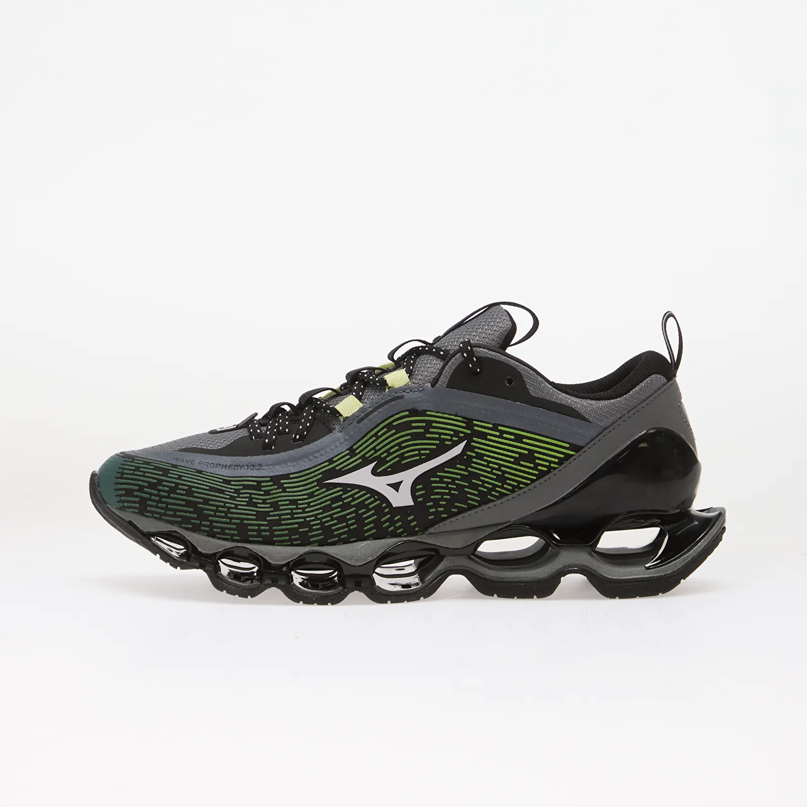 Men's sneakers and shoes Mizuno Wave Prophecy 13.2 Green Glow/ Cloudscape/ Quiet Shade