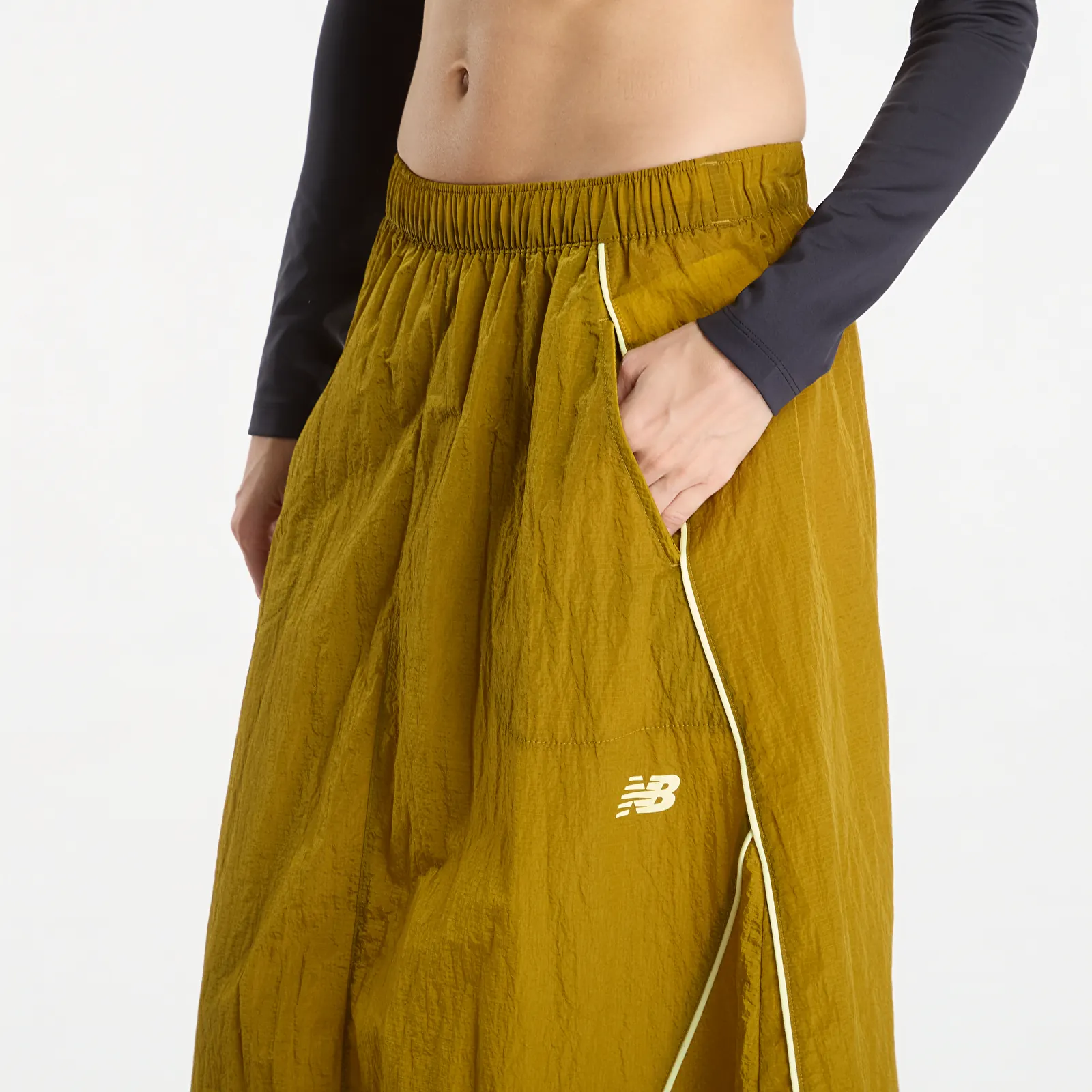 Jupes pour femmes New Balance Sport Legacy Skirt Basil Oil
