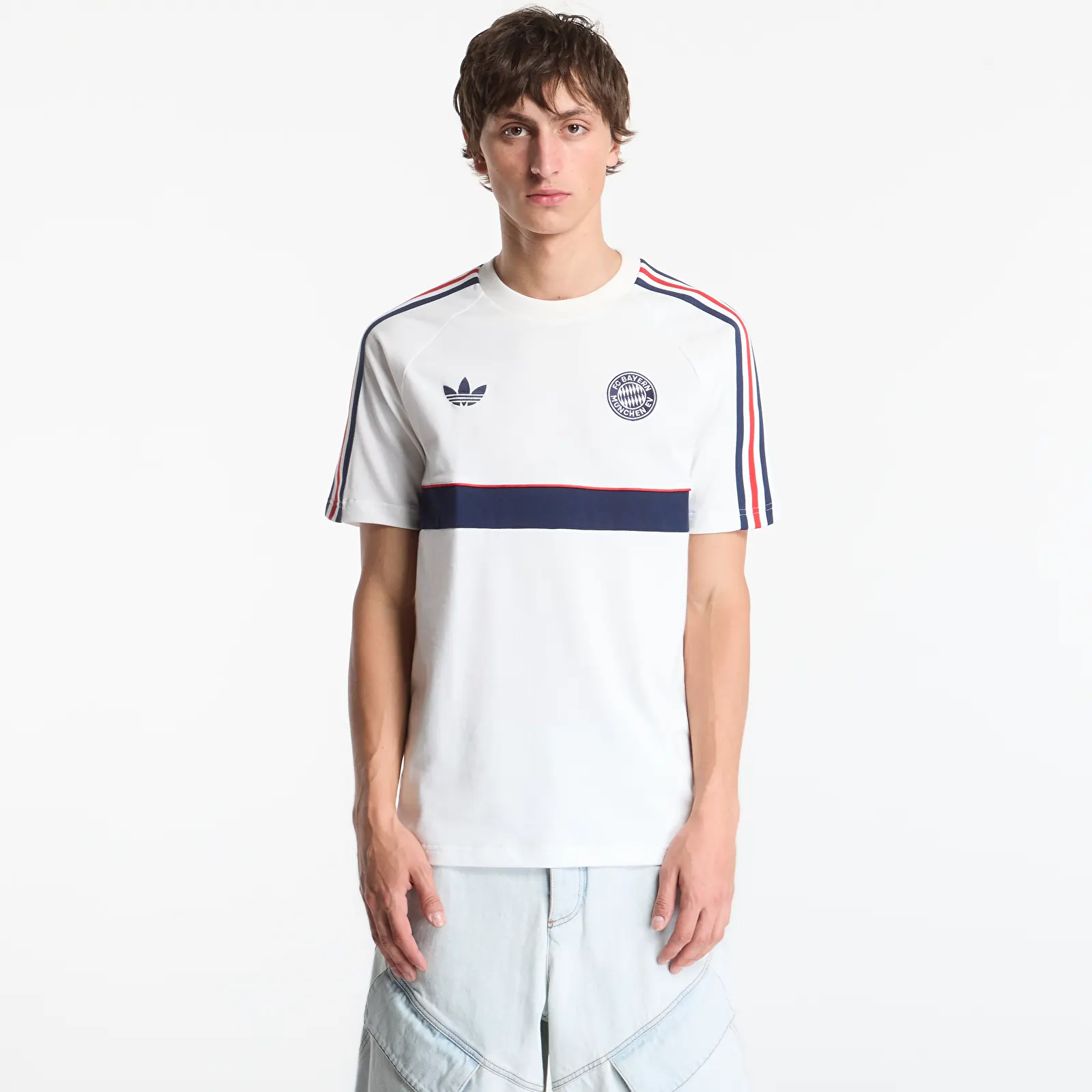 Men's T-shirts adidas Fc Bayern Muenchen OG T-shirt Core White/ Night Indigo