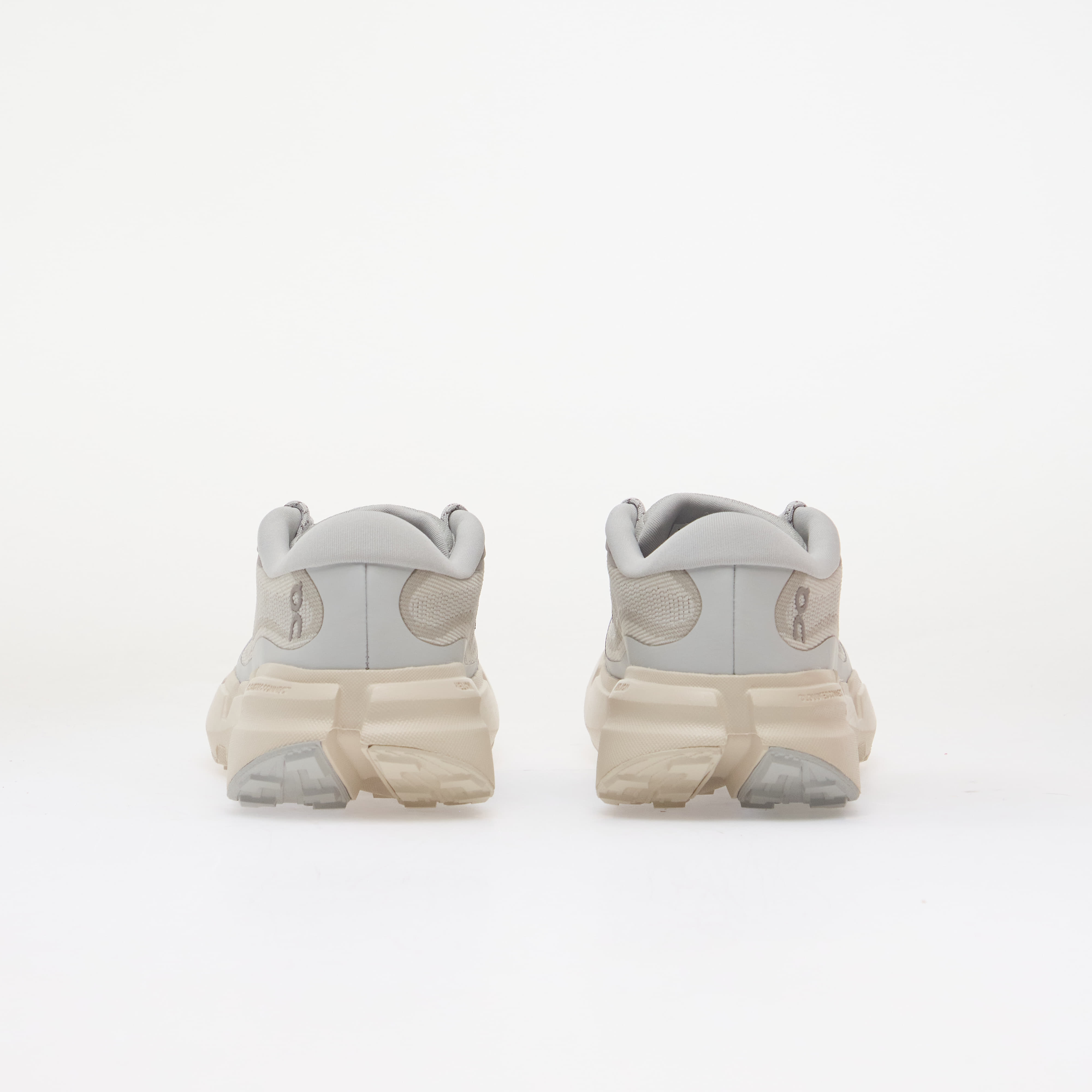 On On Cloudsoma Alt Glacier/ Pearl 9 - 5