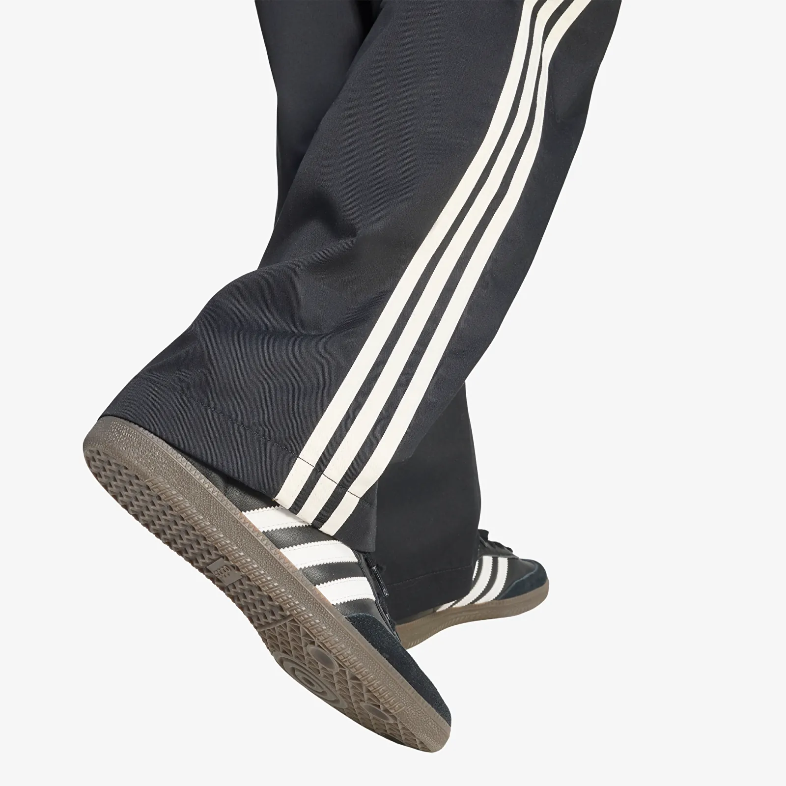Pánske nohavice adidas 3 Stripes Pleated Trousers Black