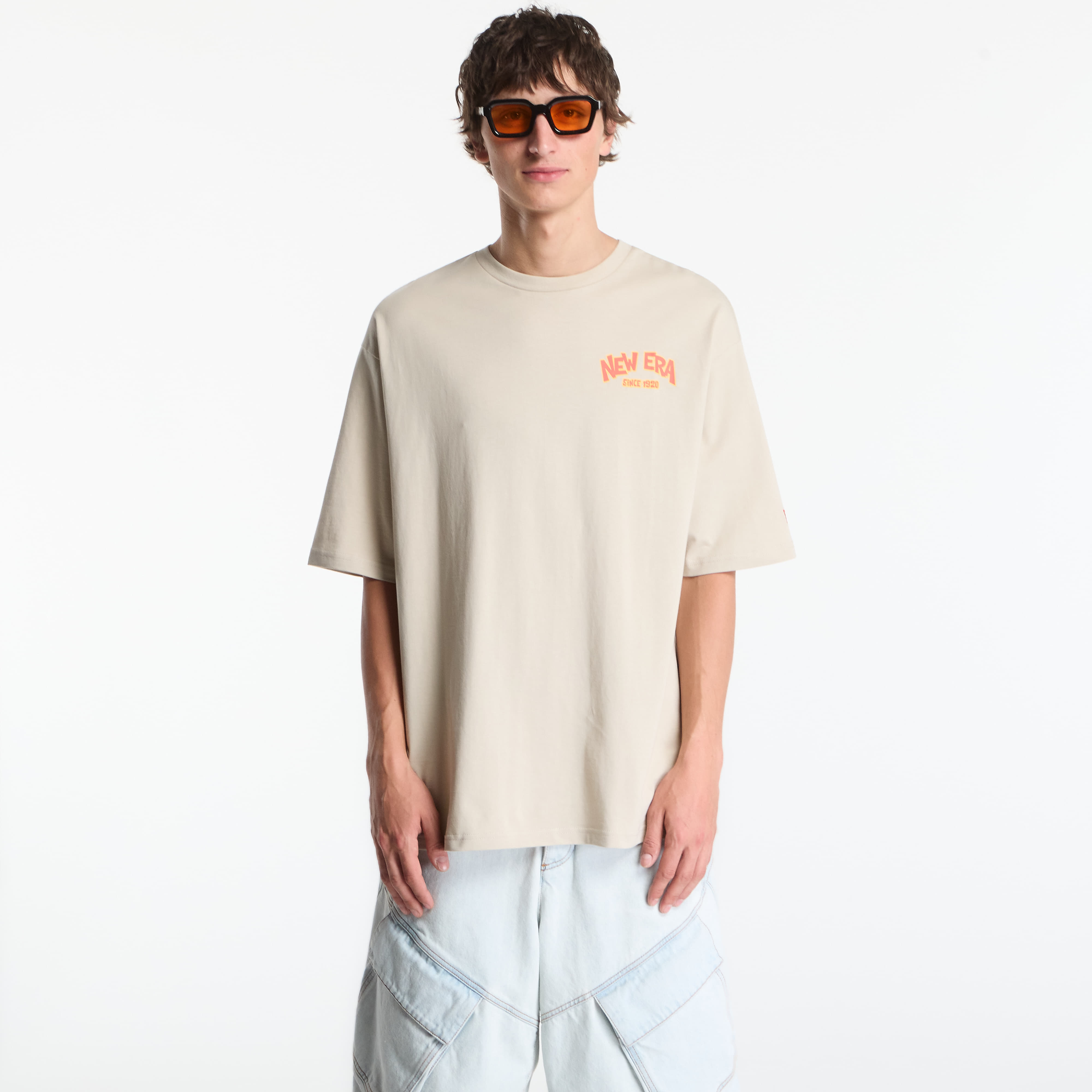 T-shirt New Era Food Character Graphic OS Tee UNISEX Stone L 34 €