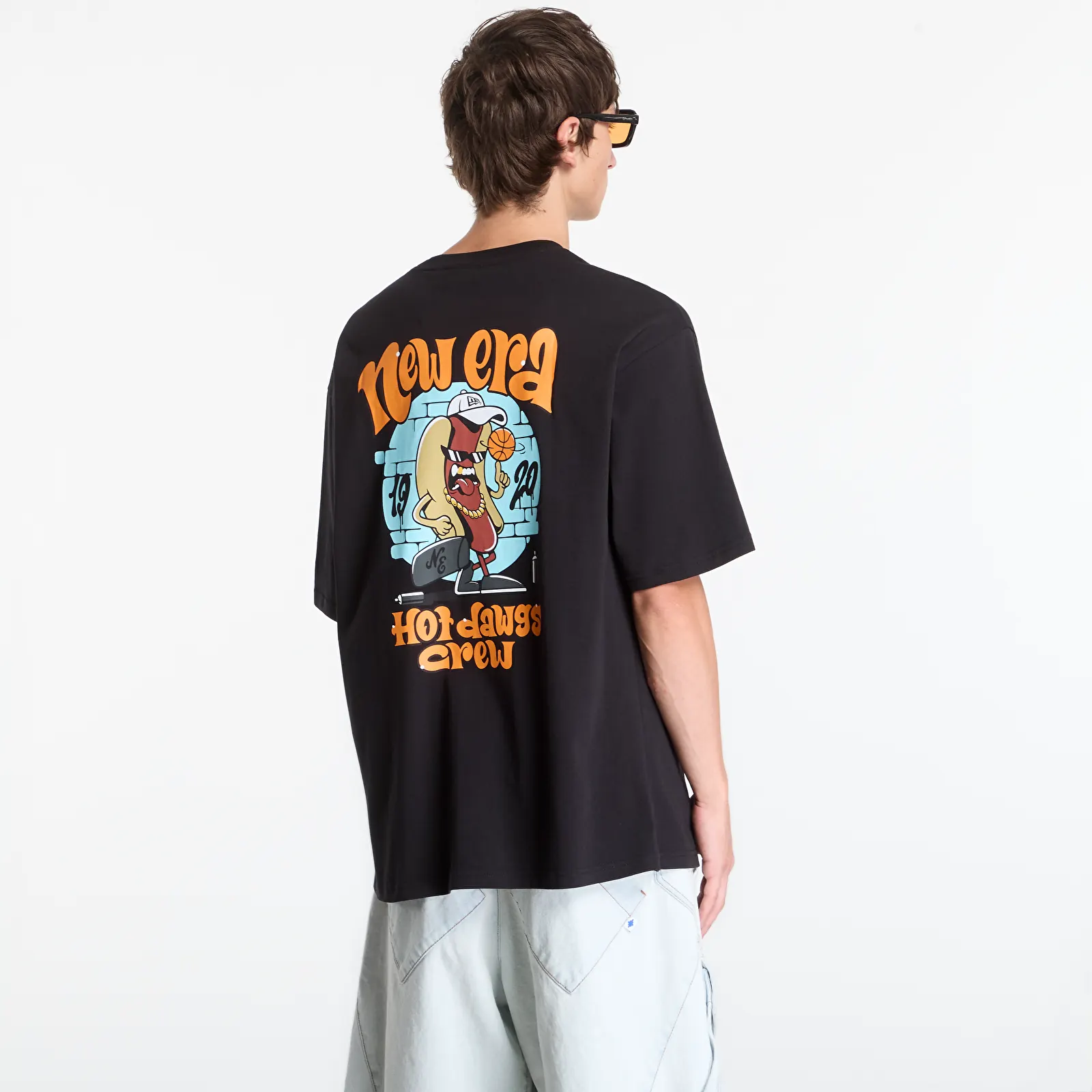 T-Shirts Männer New Era Food Character Graphic OS Tee UNISEX Black