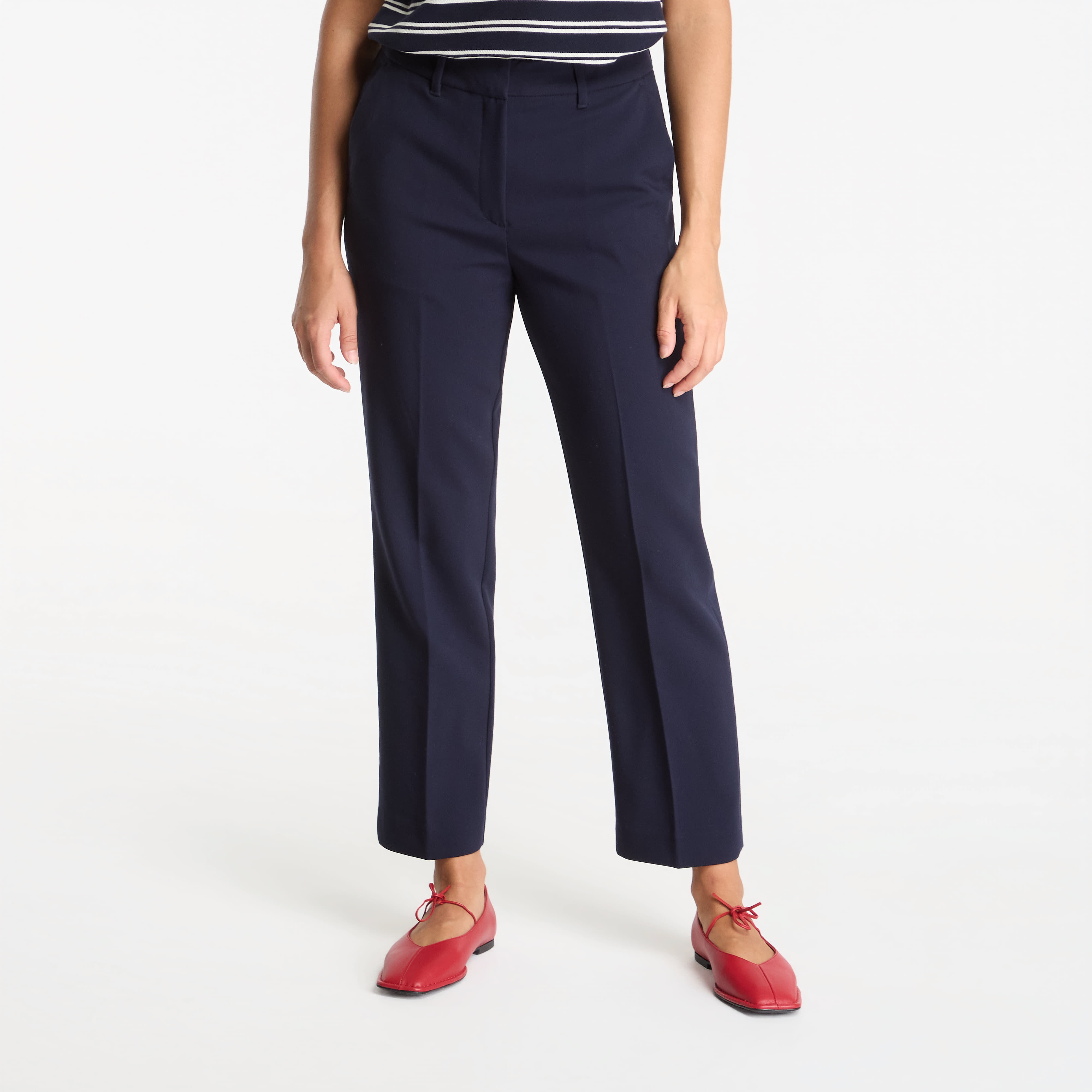 Панталони Gant Fluid Slim Slack Evening Blue 34