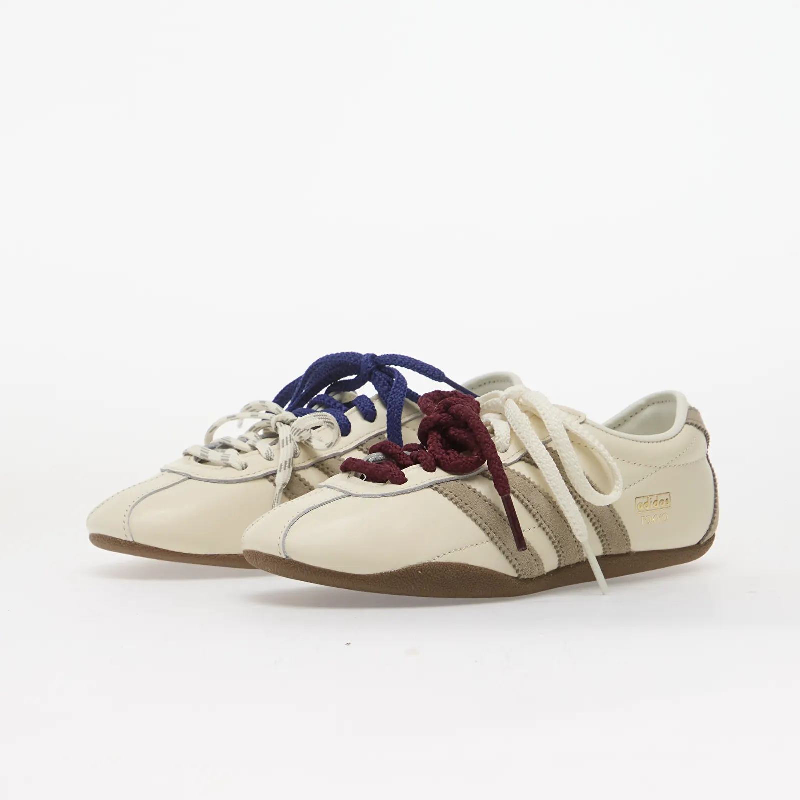 Skor adidas Tokyo Off White/ Silver Pebble/ Gum5