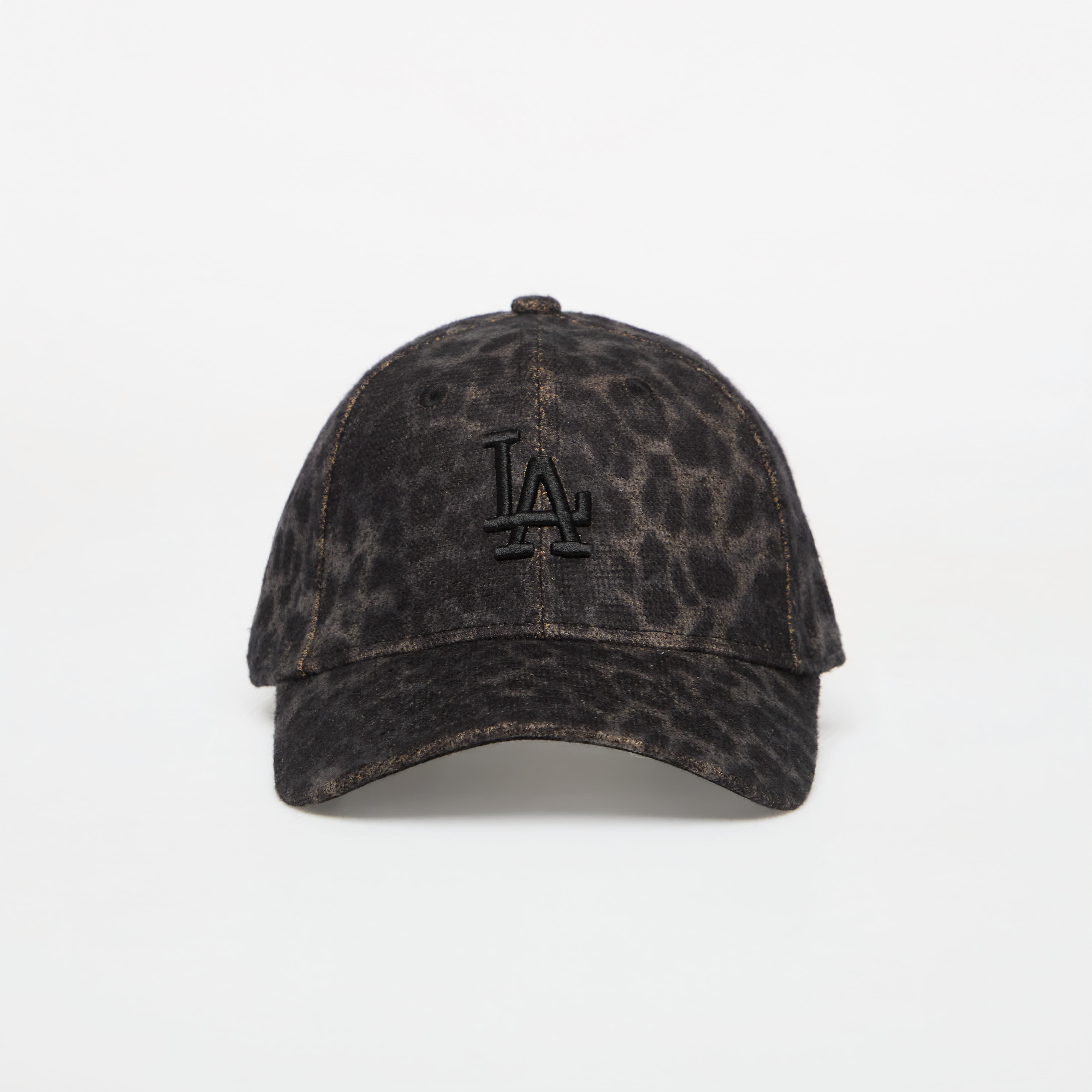 Шапка New Era 9FORTY MLB Cosy Leopard Los Angeles Dodgers ? Universal